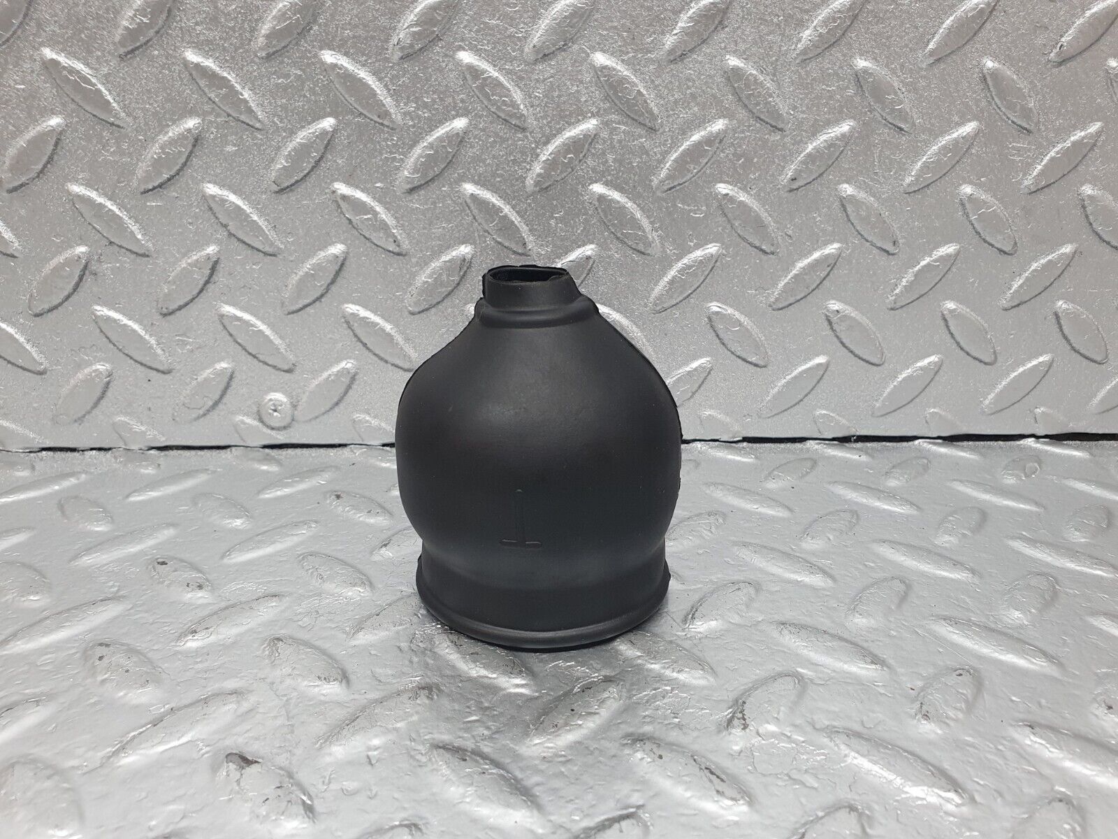 43641 Mercedes-Benz C126 380SEC Coupe Headlight Switch Rubber Cover 0005452245