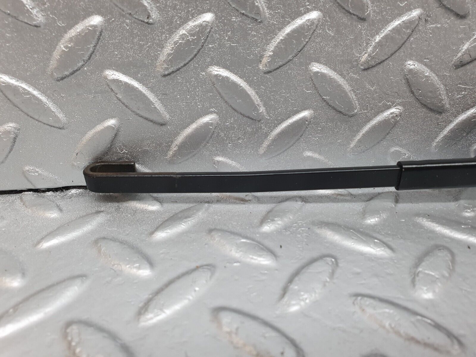 42341 Mercedes-Benz R129 320SL Coupe Wiper Arm Bosch