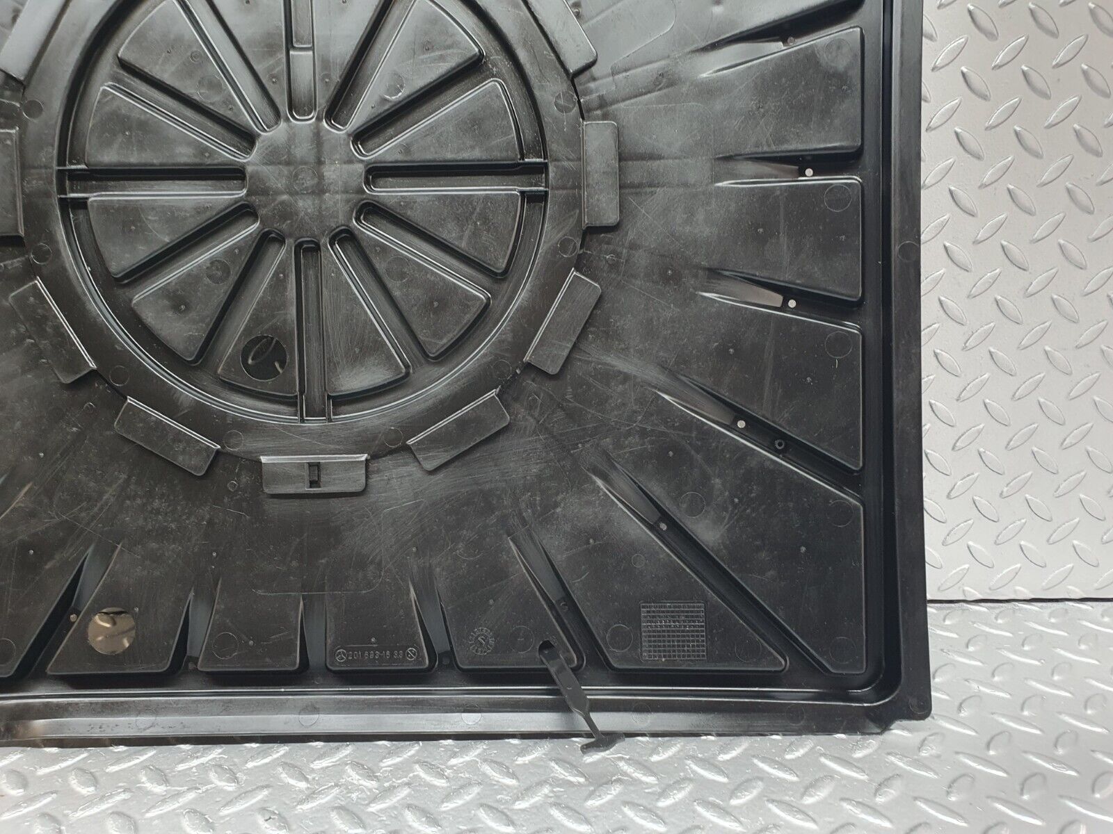 42662 Mercedes-Benz W201 190 2.0L Trunk Boot Spare Wheel Cover 2016931633