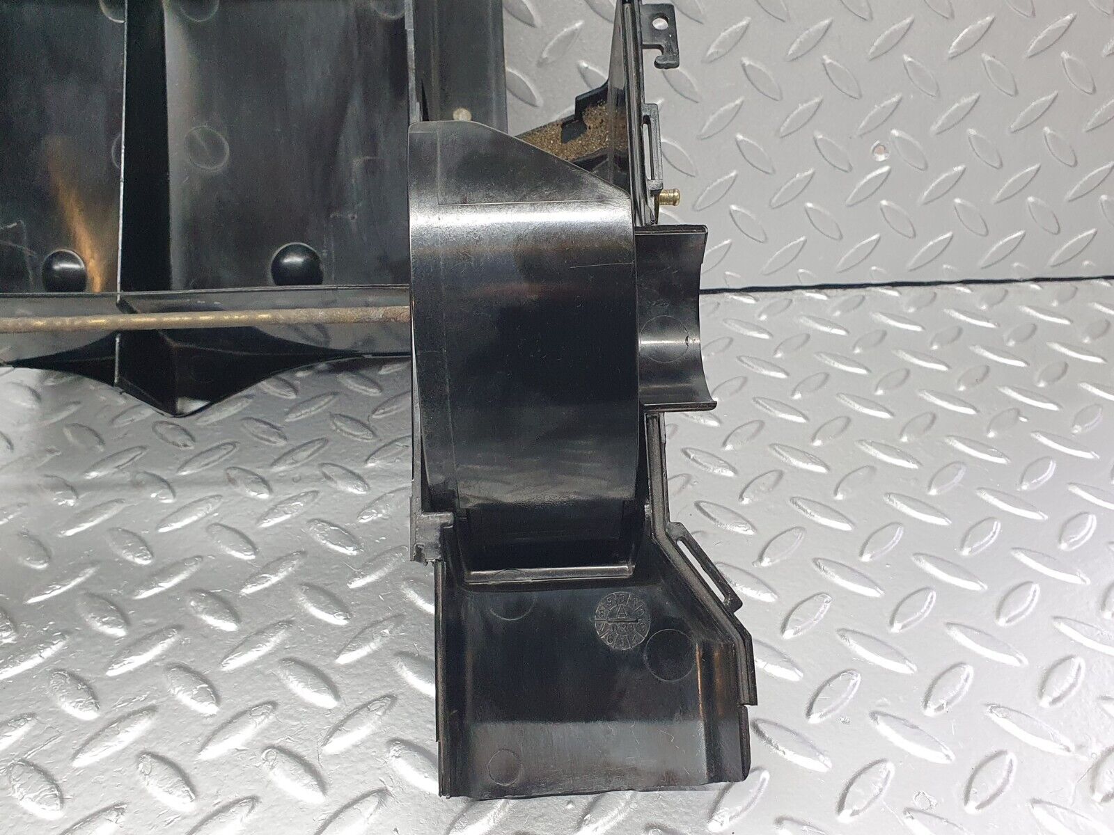 42140 Mercedes-Benz V123 240D LWB Heater Box Blower Housing