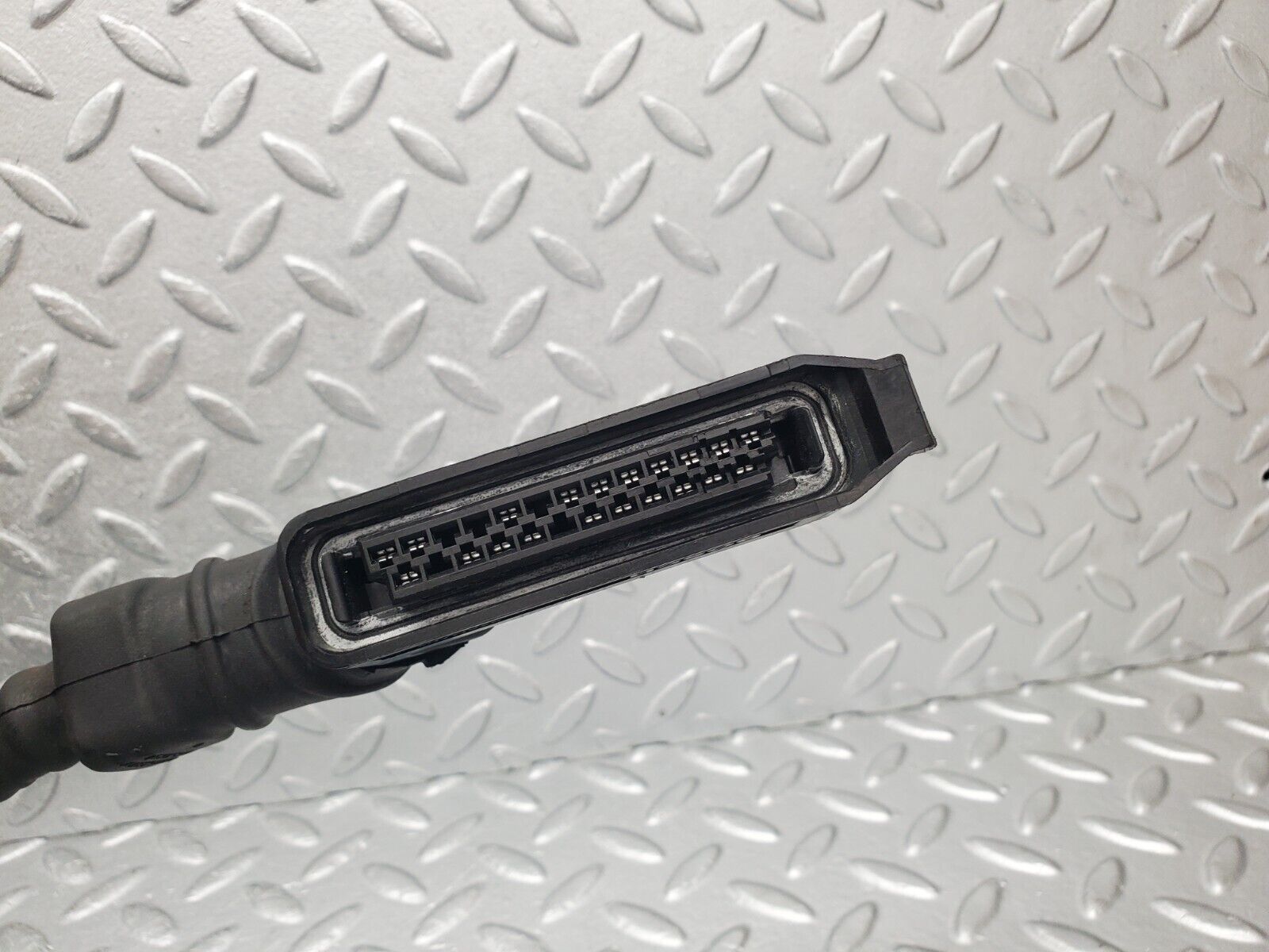 46067 Mercedes-Benz W126 420SE Engine Wiring Harness 1265403113 1265406506