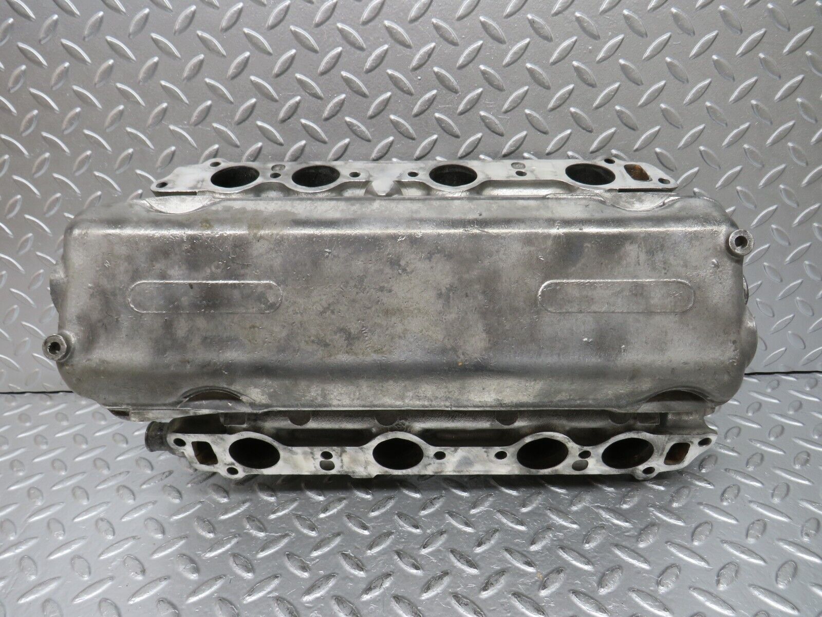 32814 Mercedes-Benz C107 R107 350 V8 Air Intake Manifold 1161412501