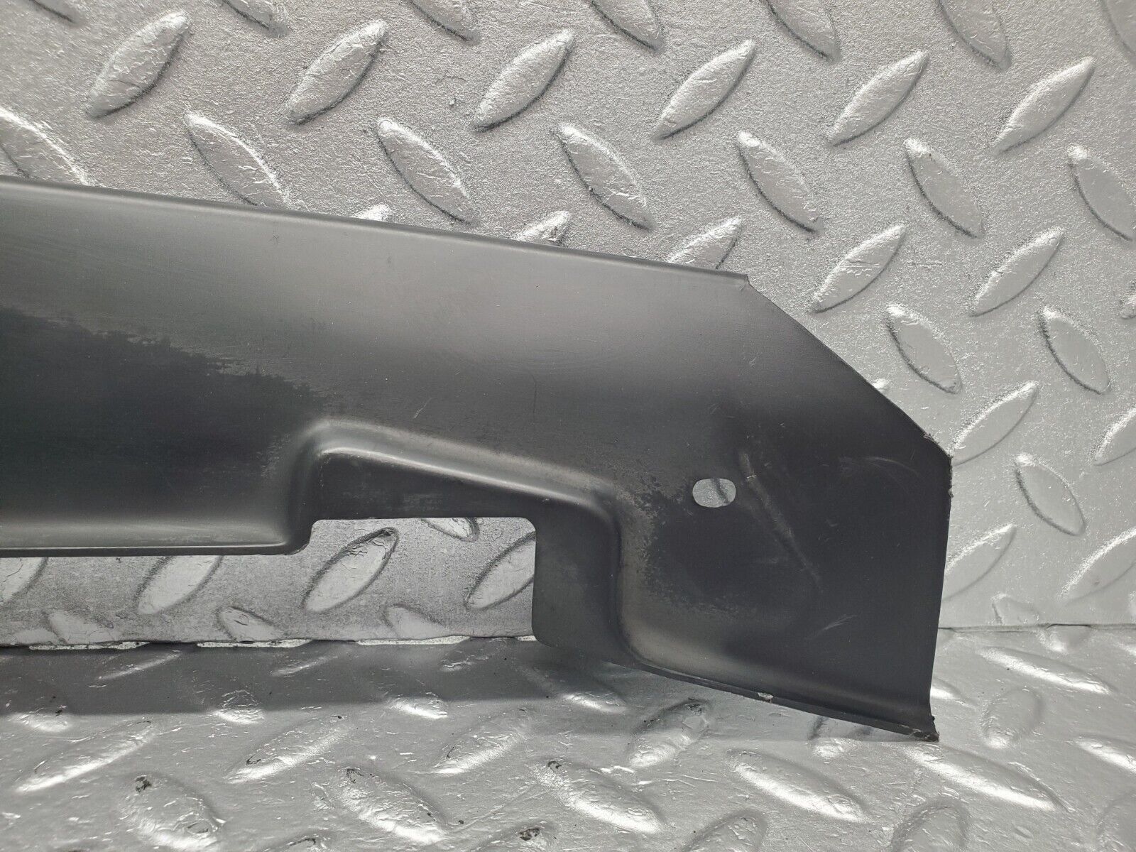 46348 Mercedes-Benz C123 280CE Coupe Front Bumper Centre Filler Trim 1238853023