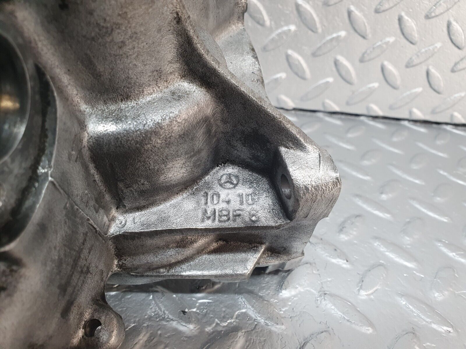 42460 Mercedes-Benz R129 320SL Coupe Water Pump 1032010101