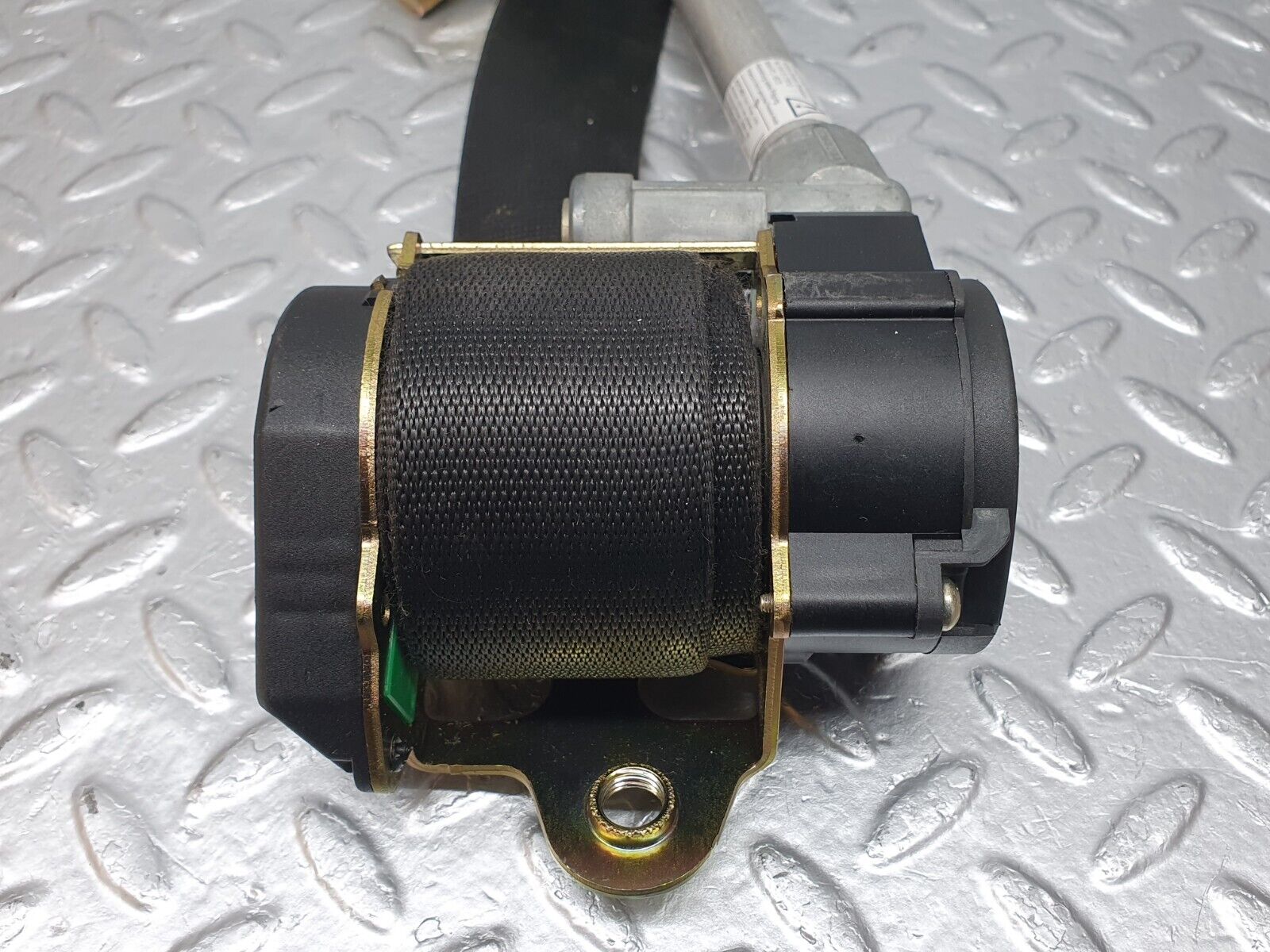 41985 Mercedes-Benz W202 C200 Front Left Seat Belt With Buckles 2018680222 1248600088 2088600369