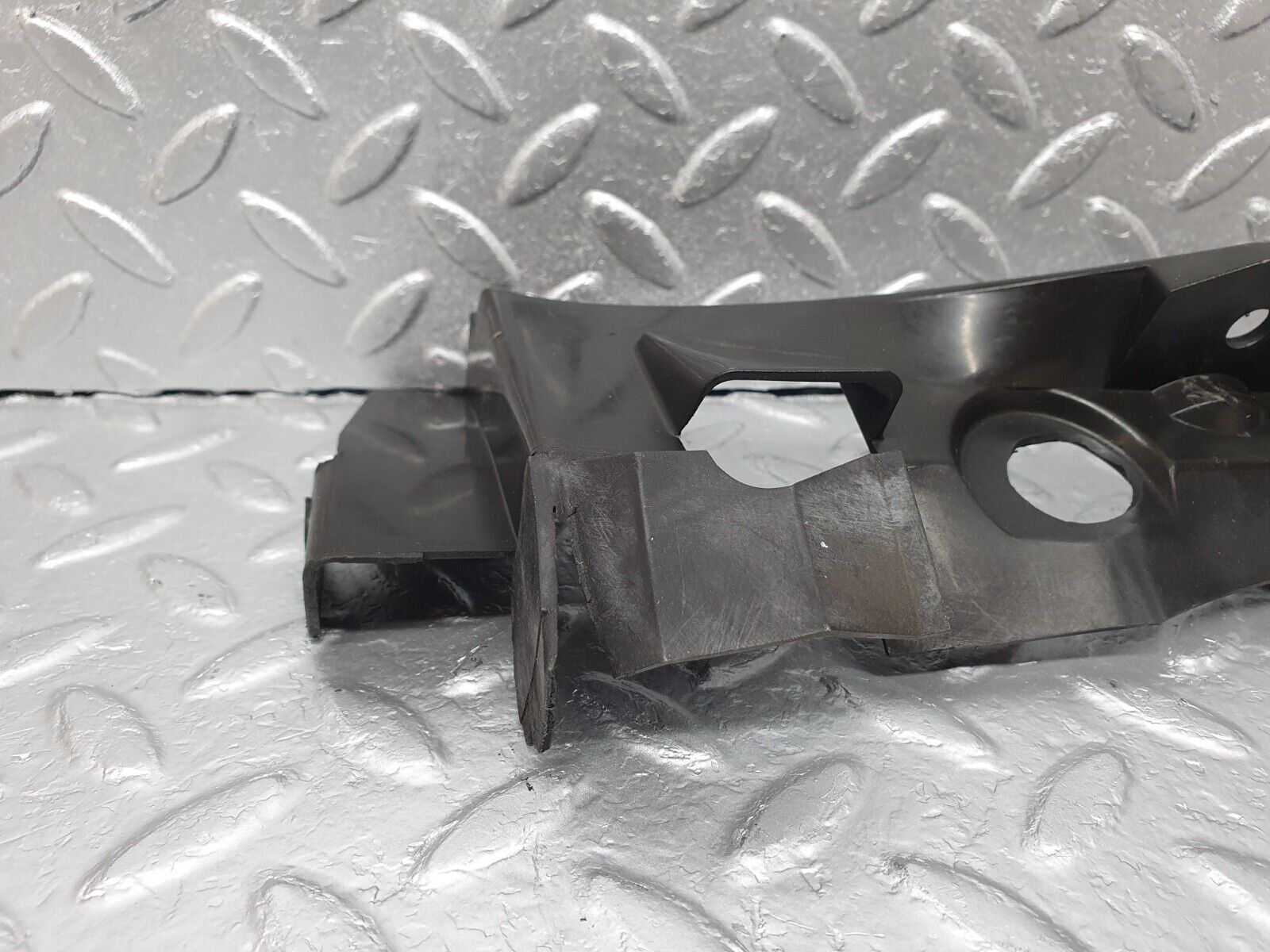 41956 Mercedes-Benz W202 C200 Radiator Support Baffle 2025054088