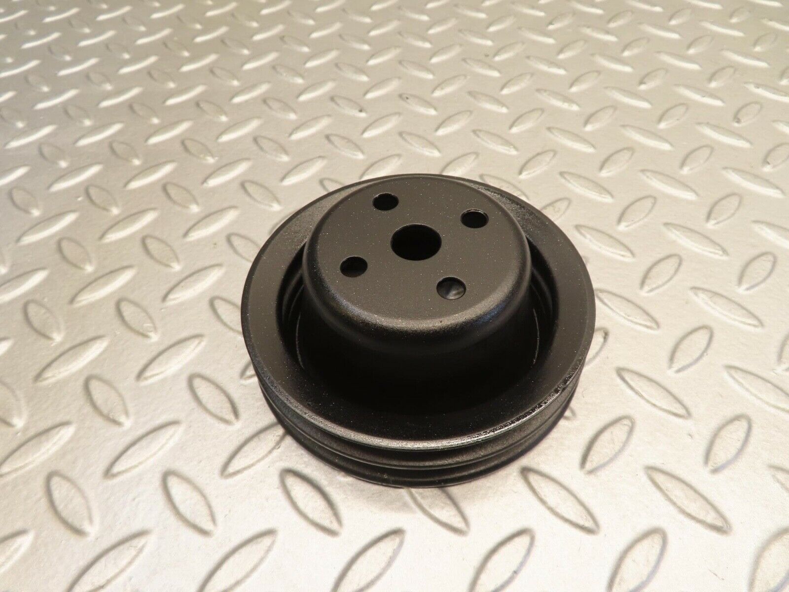 11773 Mercedes-Benz R107 450SL Water Pump Pulley