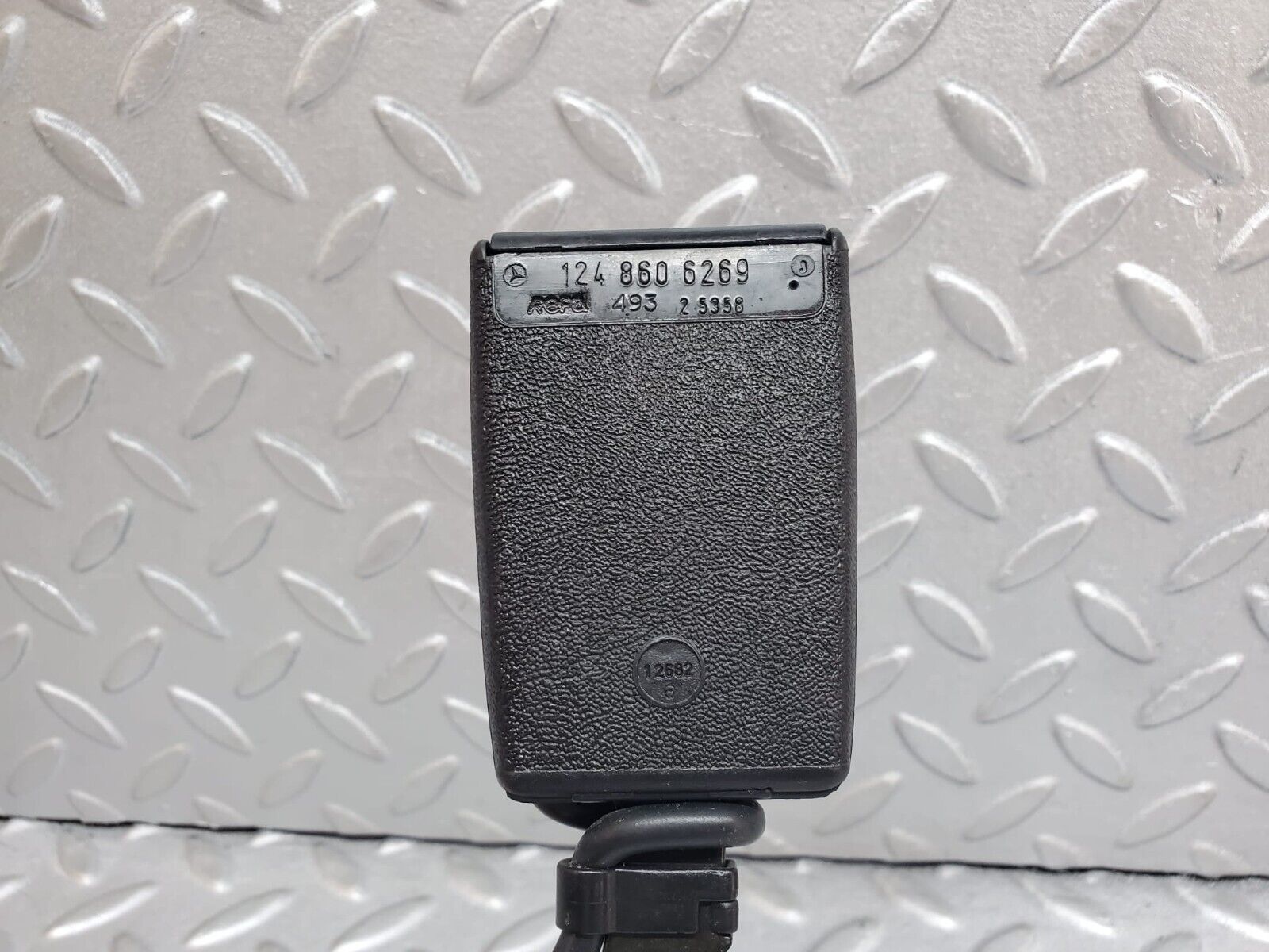 44837 Mercedes-Benz W124 220E Front Right Seat Belt With Buckle 1248600686