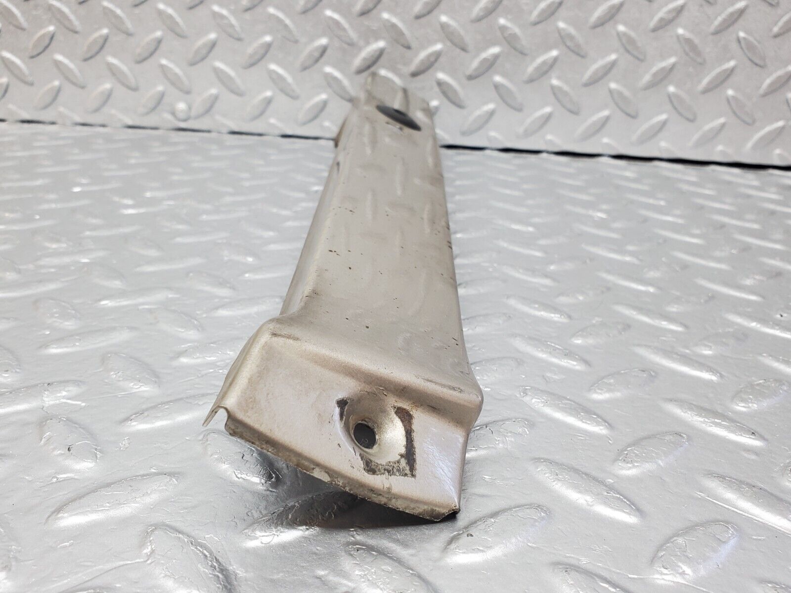 45661 Mercedes-Benz W126 420SE Under Headlight Trim Right Side