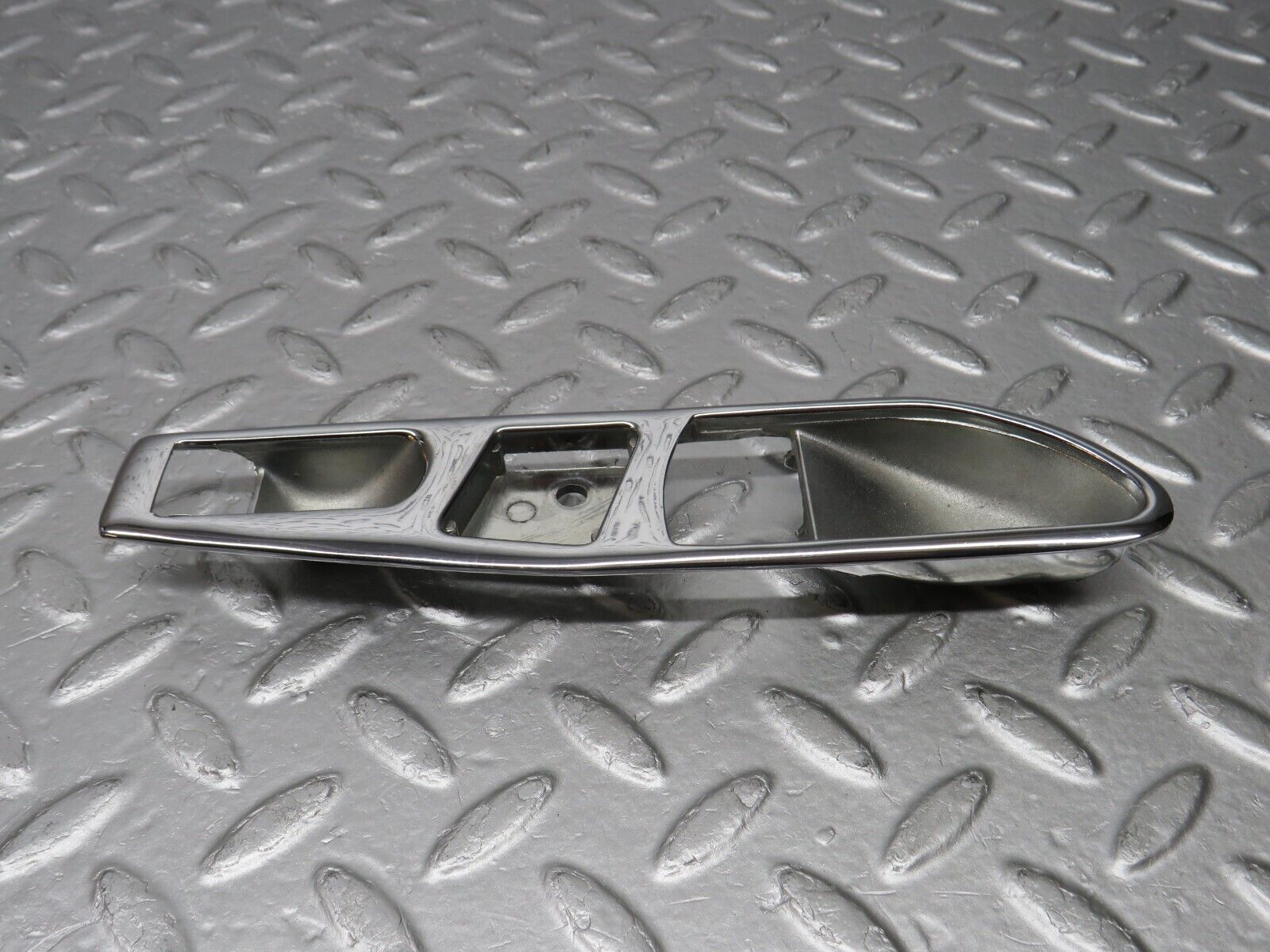 39128 Mercedes-Benz R107 500SL Interior Door Handle Chrome Surround Left