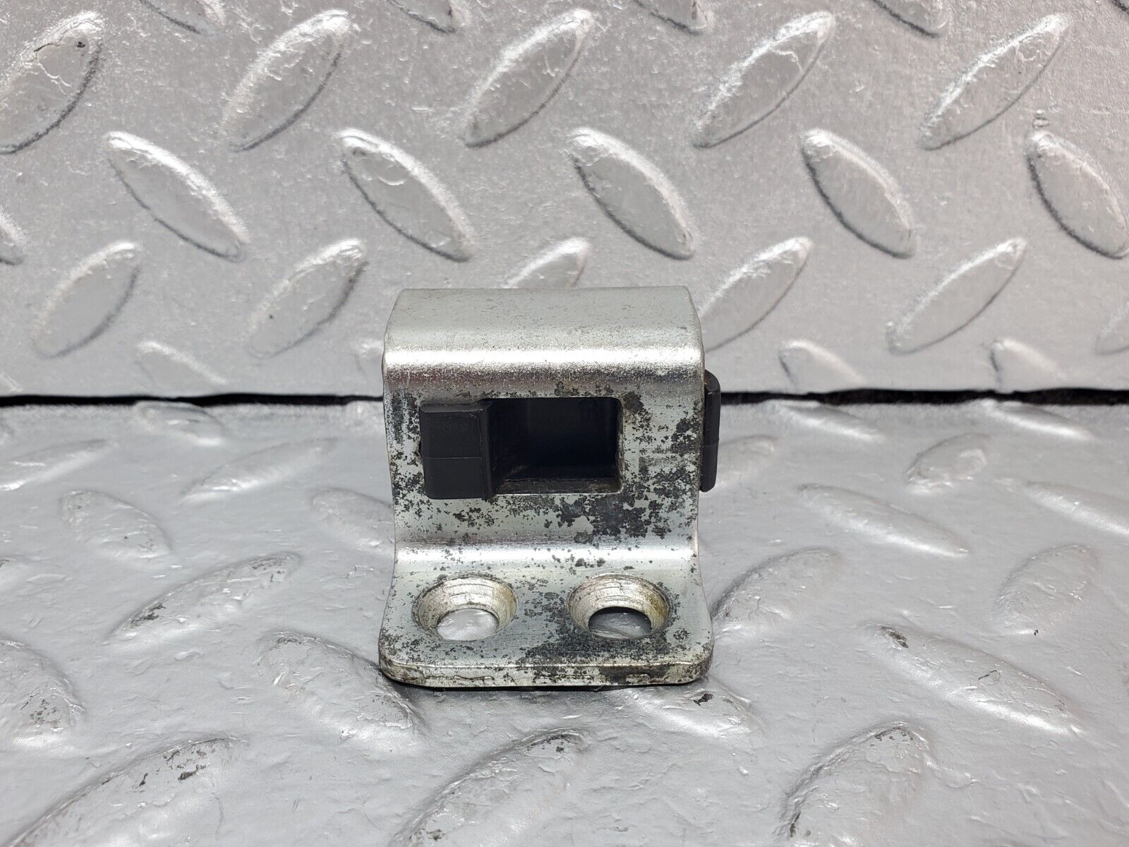 44341 Mercedes-Benz W123 280E Left Door Lock Latch