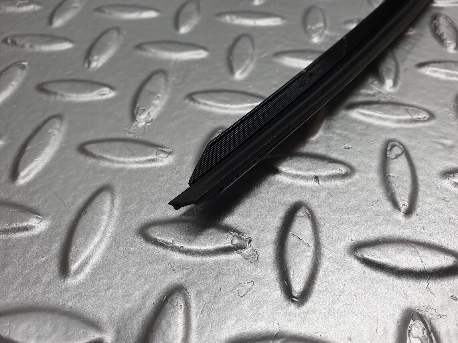 42109 Mercedes-Benz W202 C200 Rear Windscreen Lower Trim