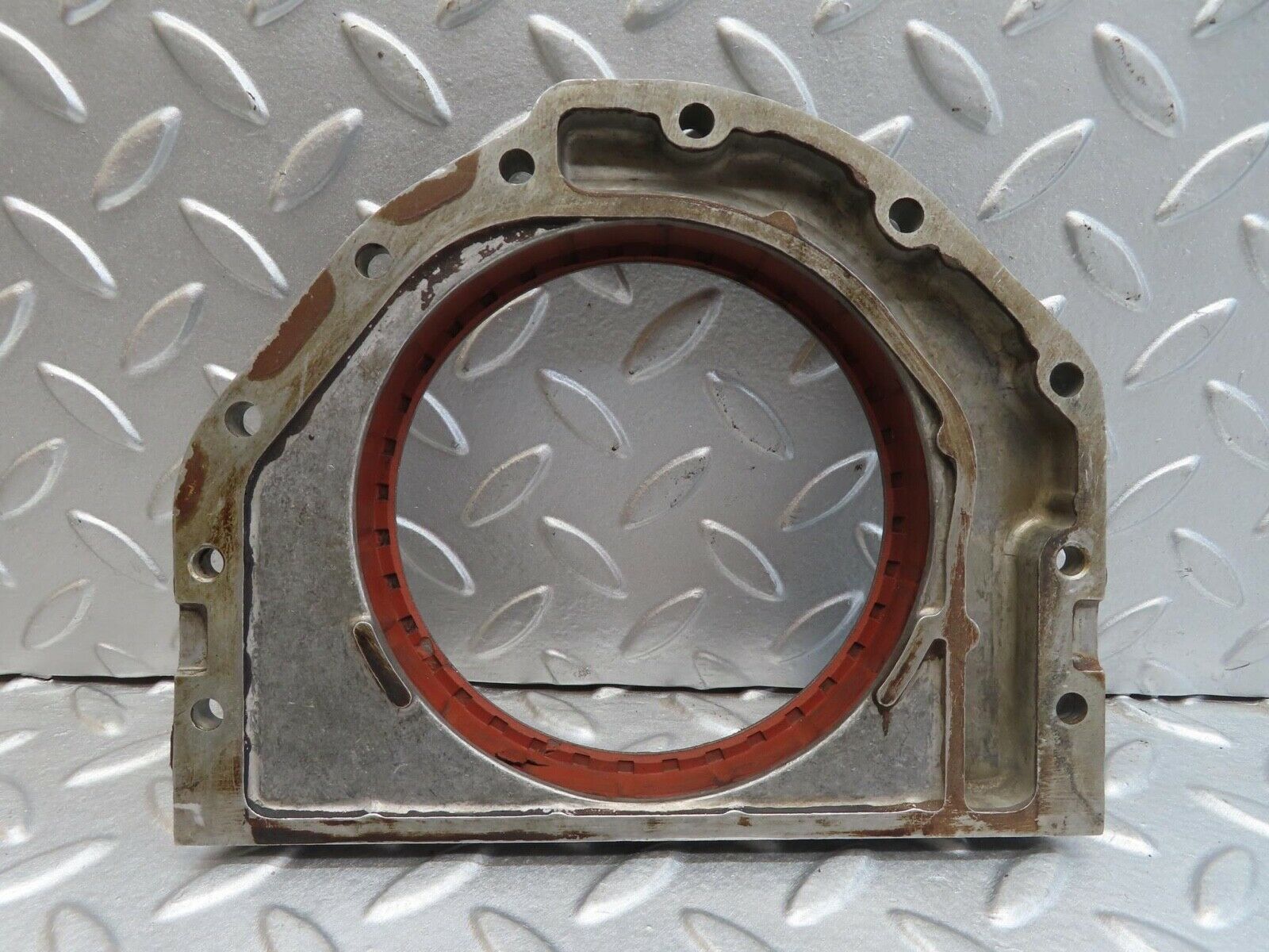 13778 Mercedes-Benz R107 450SL Crankshaft Rear Sealing Cover 1160110608