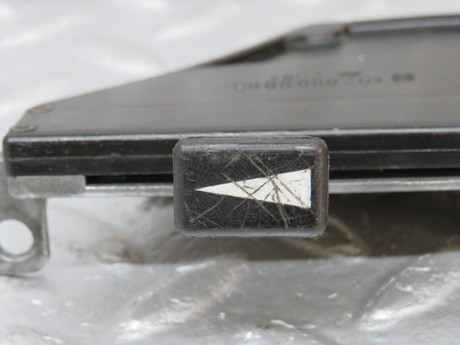 39833 Mercedes-Benz R107 350SL Air Vent Control Lever Left 1078300385