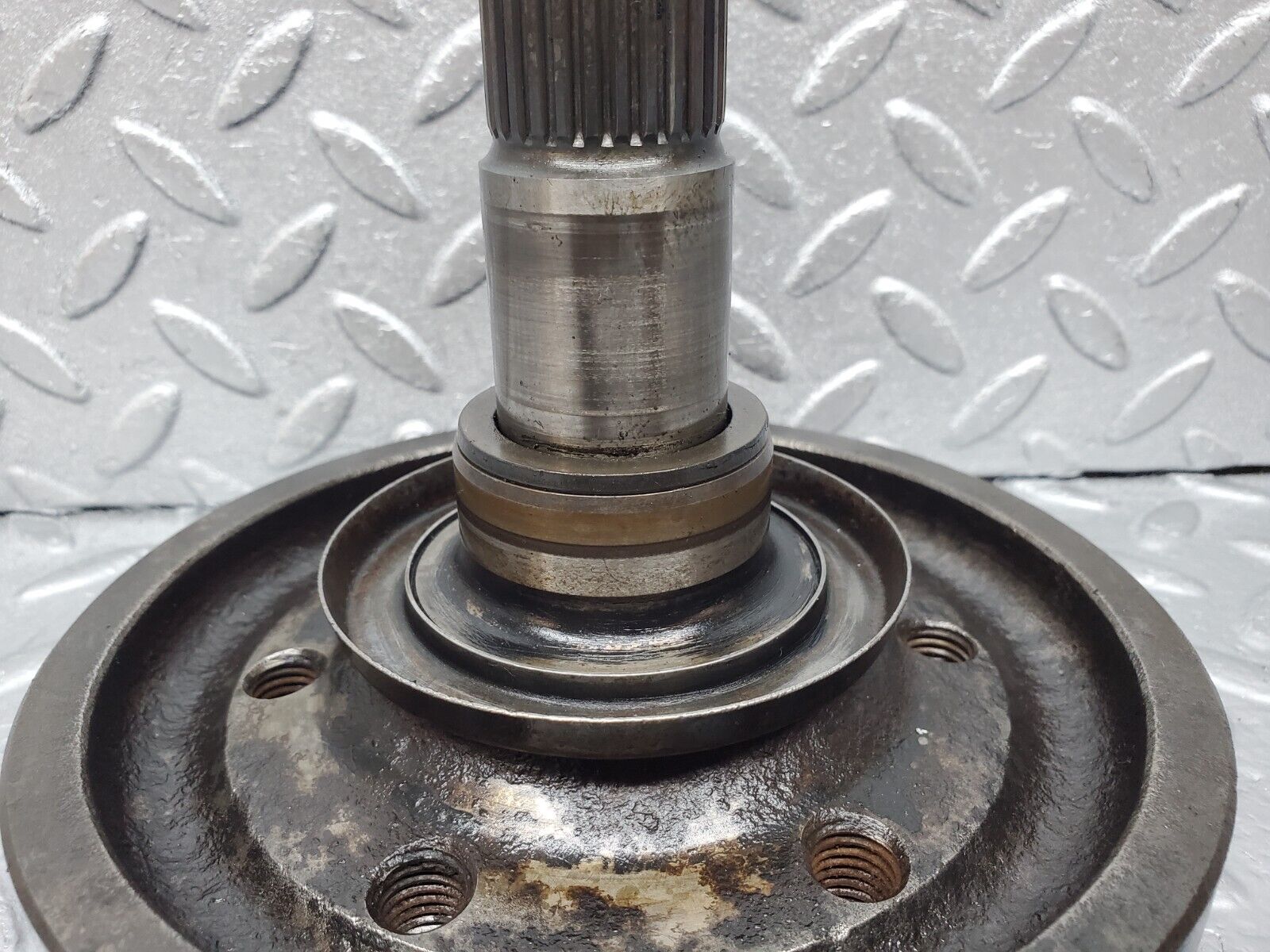 45527 Mercedes-Benz C126 380SEC Coupe Rear Differential Axle Shaft Connector