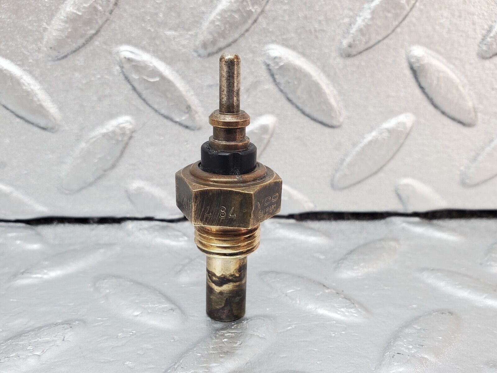 45426 Mercedes-Benz 280E M110.983 Coolant Temperature Sensor VDO 0055421017