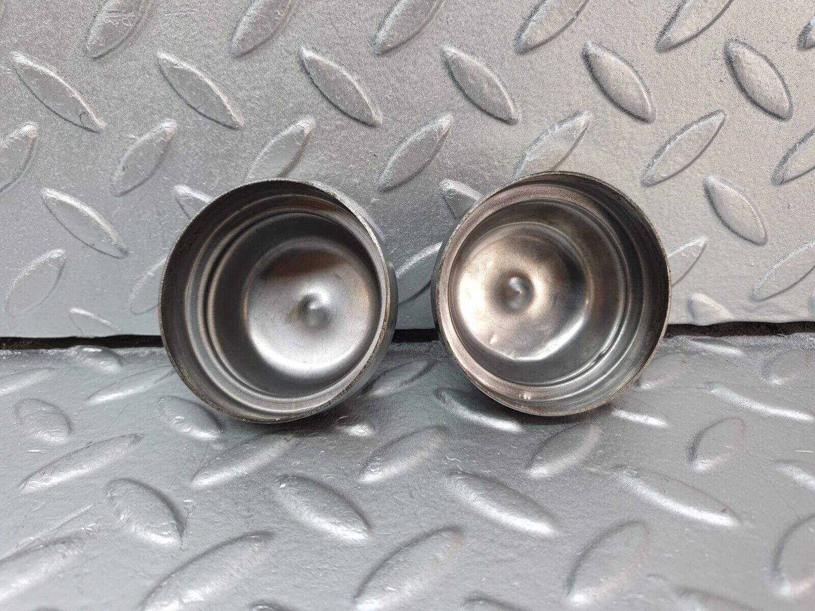 41886 Mercedes-Benz W202 C200 Wheel Hub Locking Cap