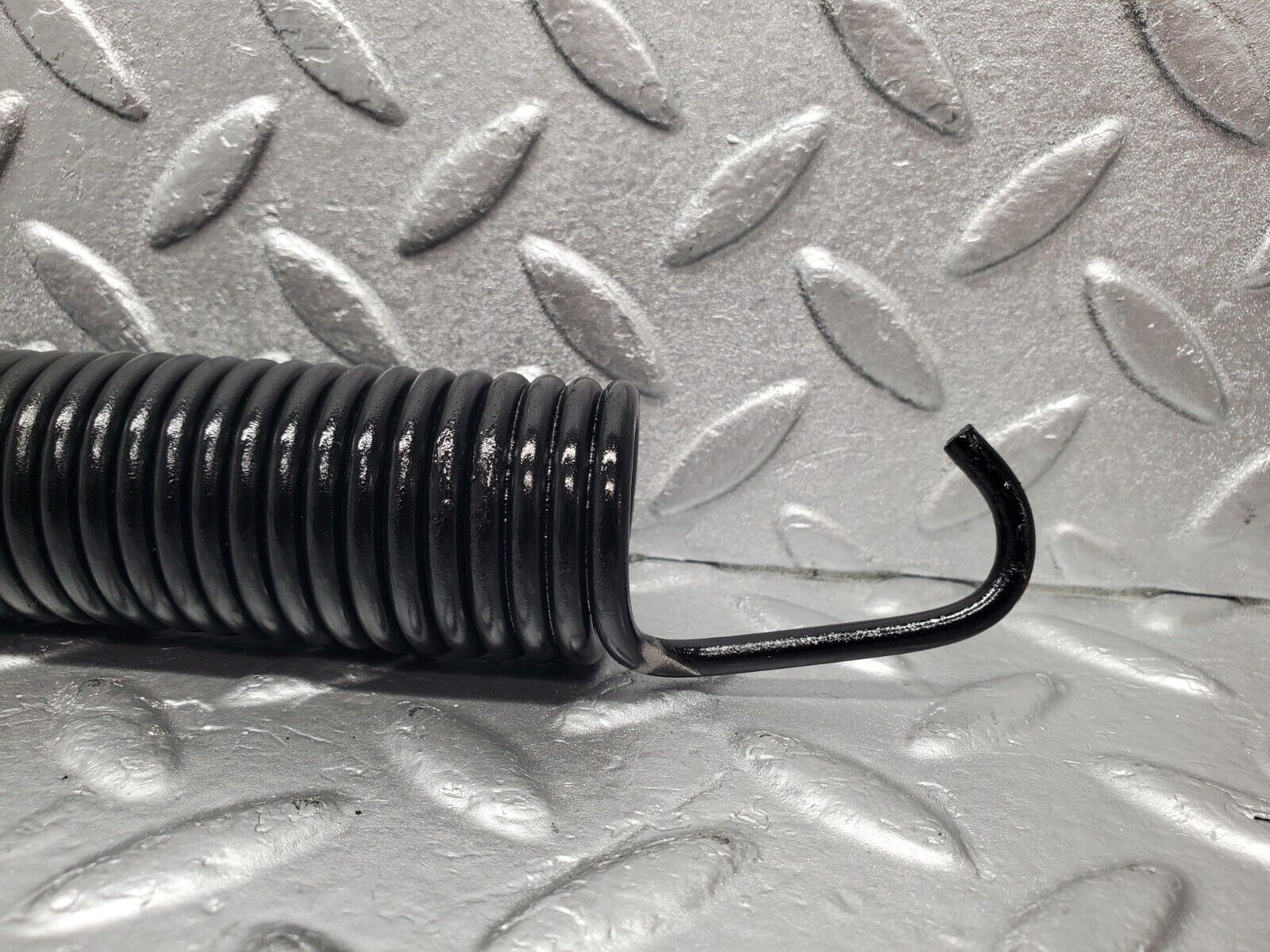 46654 Mercedes-Benz C123 280CE Coupe Trunk Lid Hinge Spring