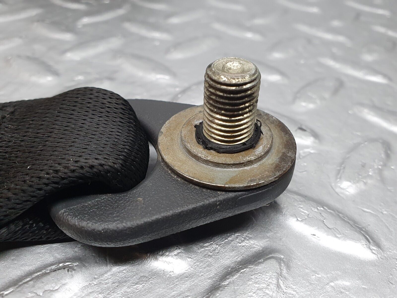 41986 Mercedes-Benz W202 C200 Front Right Seat Belt With Buckles 2018680222 1248600088 2088600369