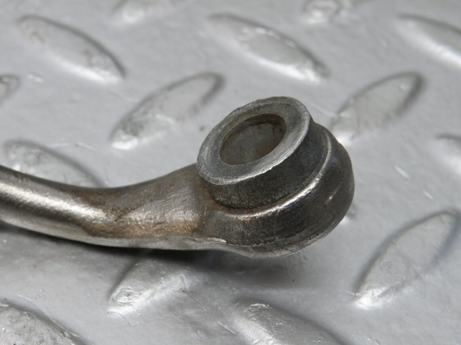 32875 Mercedes-Benz C107 R107 350 V8 Alternator Generator Tensioner