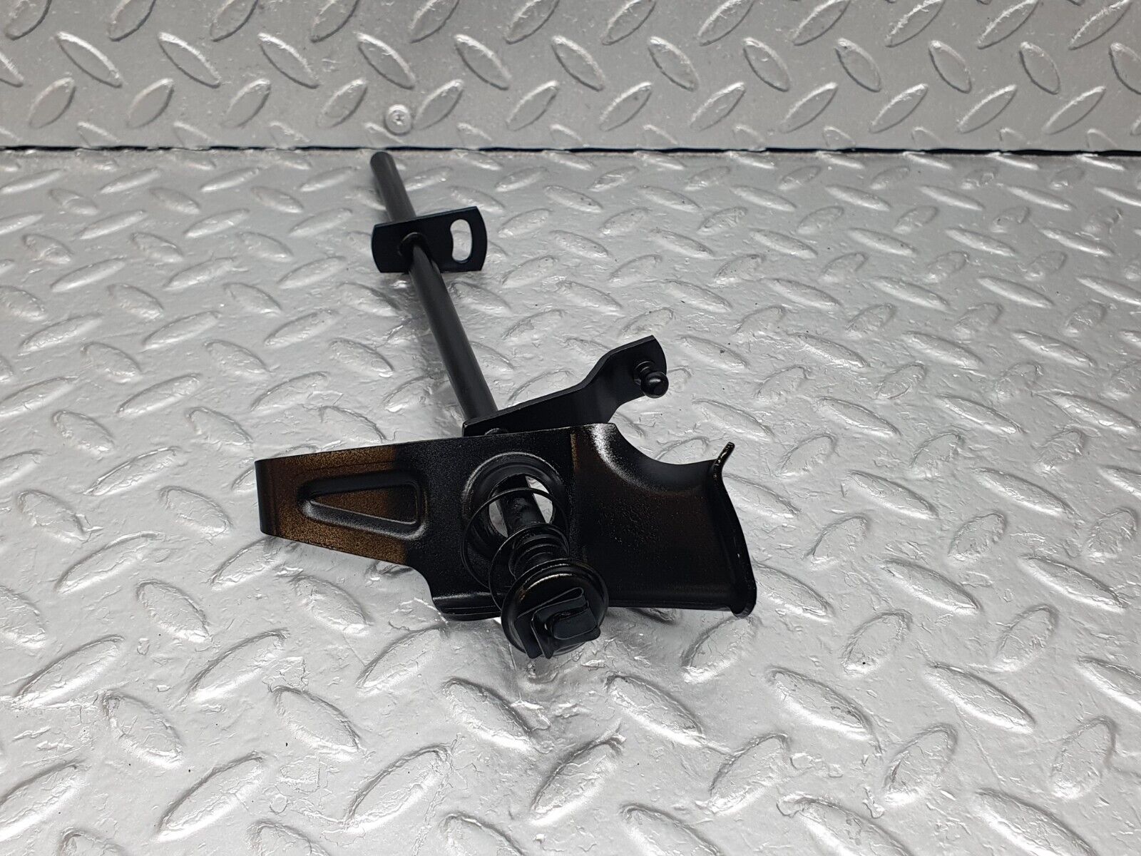 43569 Mercedes-Benz C126 380SEC Coupe Throttle Linkage