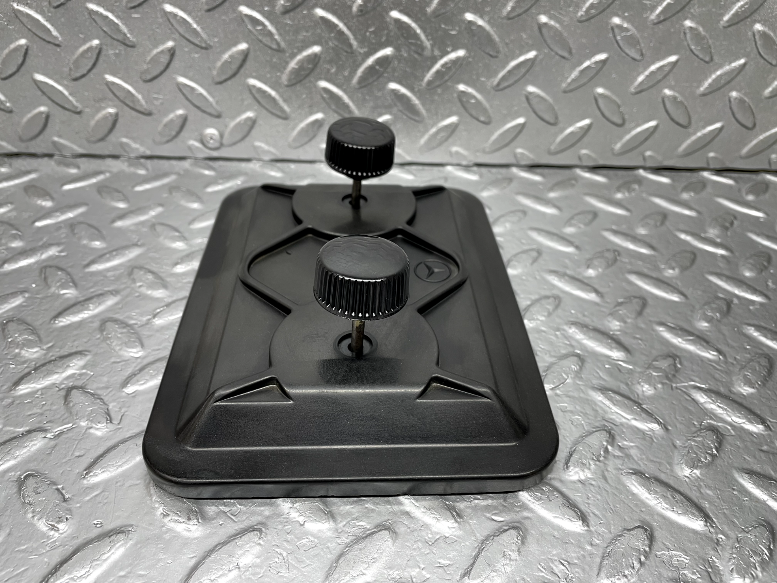 44268 Mercedes-Benz W123 280E Fuse Box Cover Lid 1235400082 1235451000