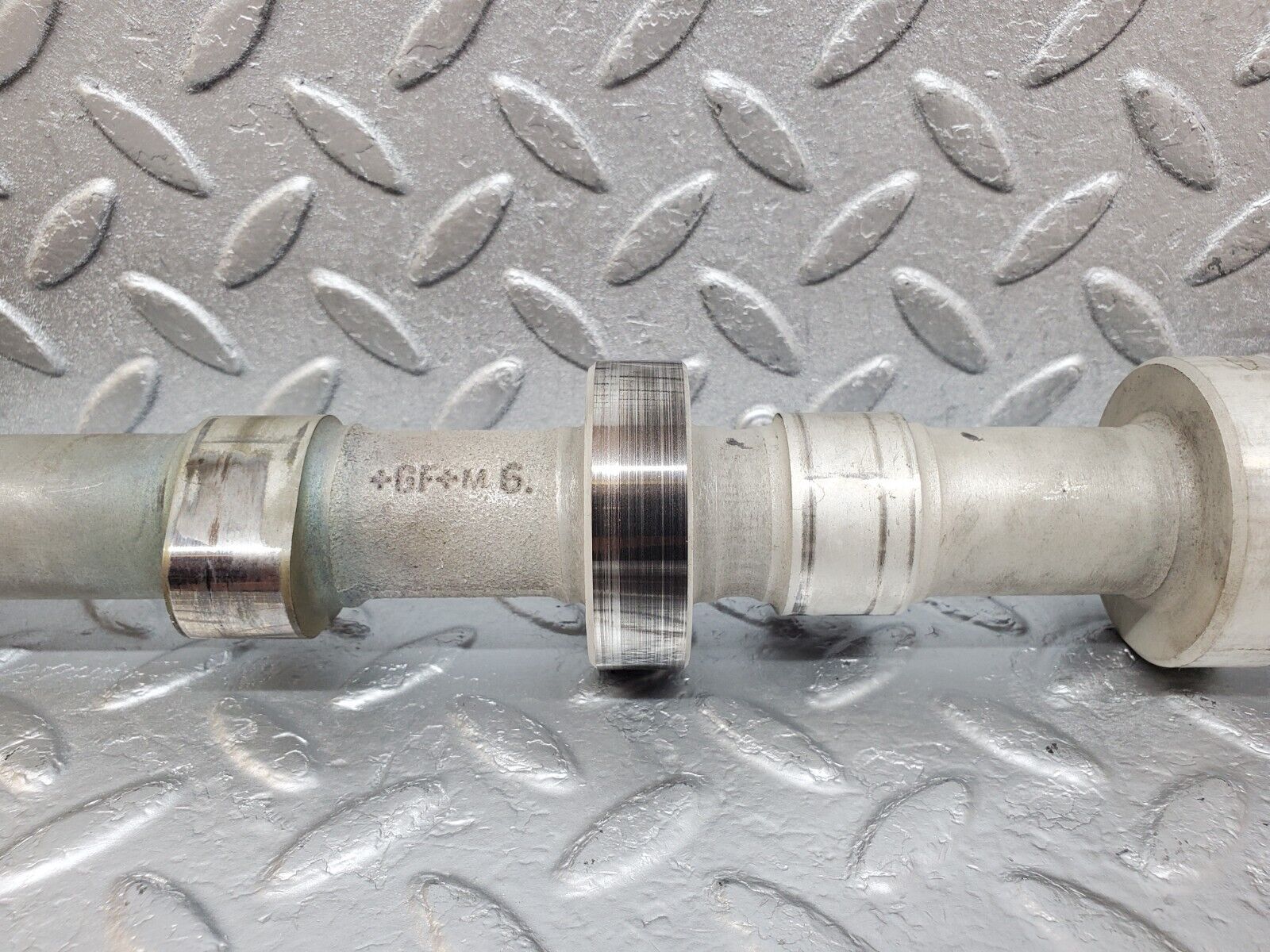 45432 Mercedes-Benz 280E M110.988 Camshaft Exhaust Side 11078