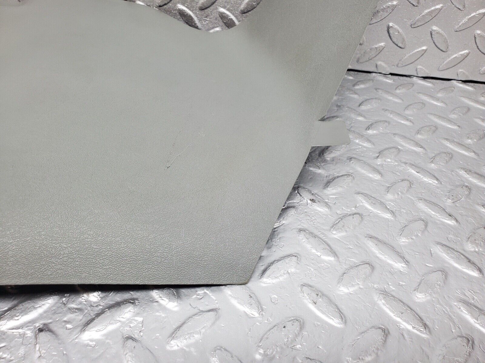 44580 Mercedes-Benz W124 220E Front Left Kick Panel Grey 1246880605