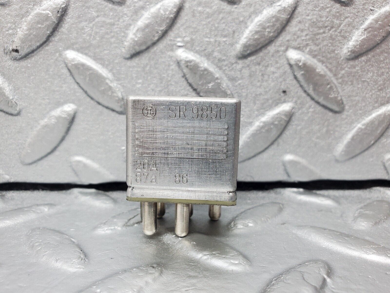 45537 Mercedes-Benz W126 420SE Multi Purpose Relay 0015420219