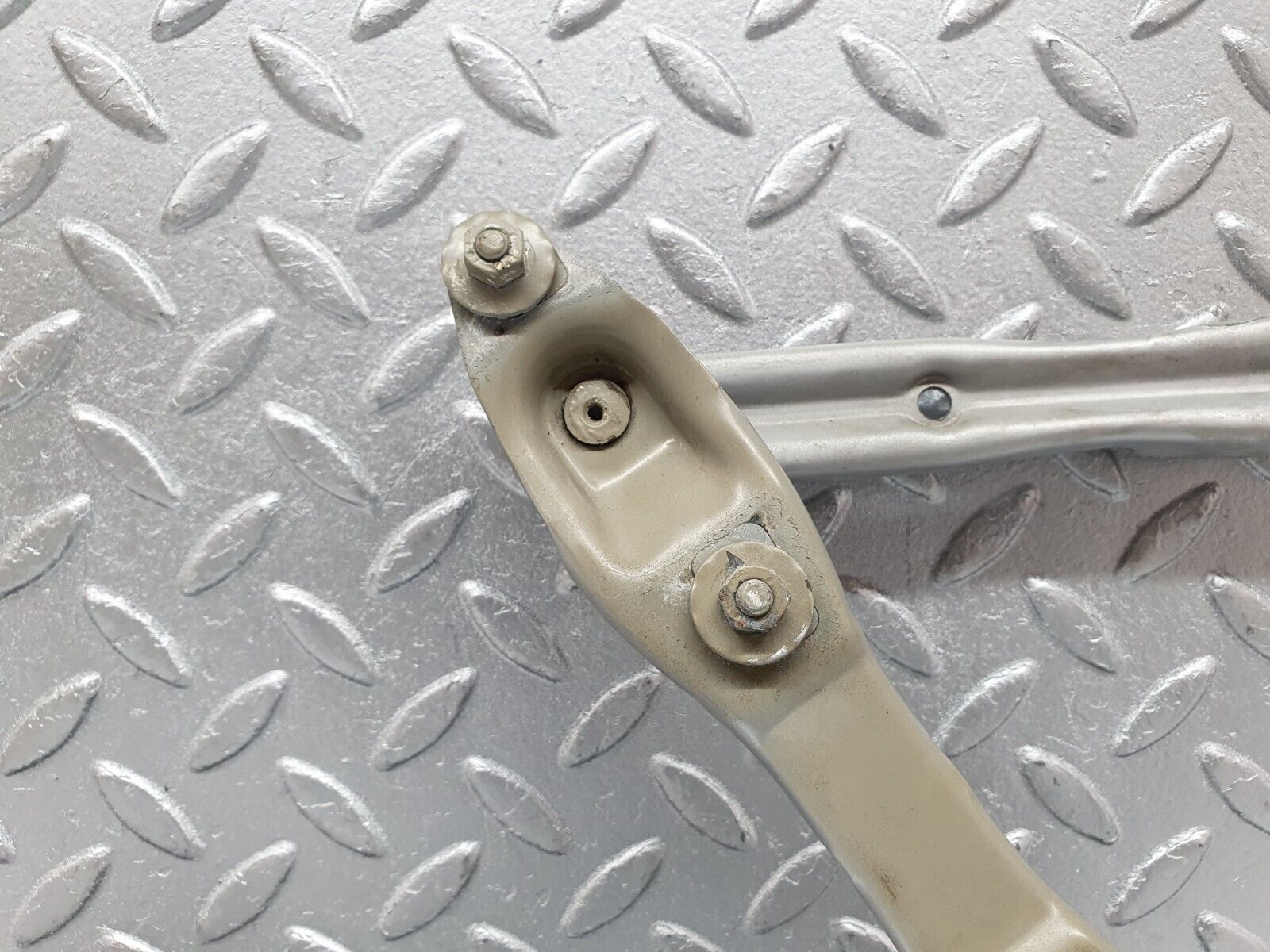 42853 Mercedes-Benz W201 190 2.0L Bonnet Hinge Right Side