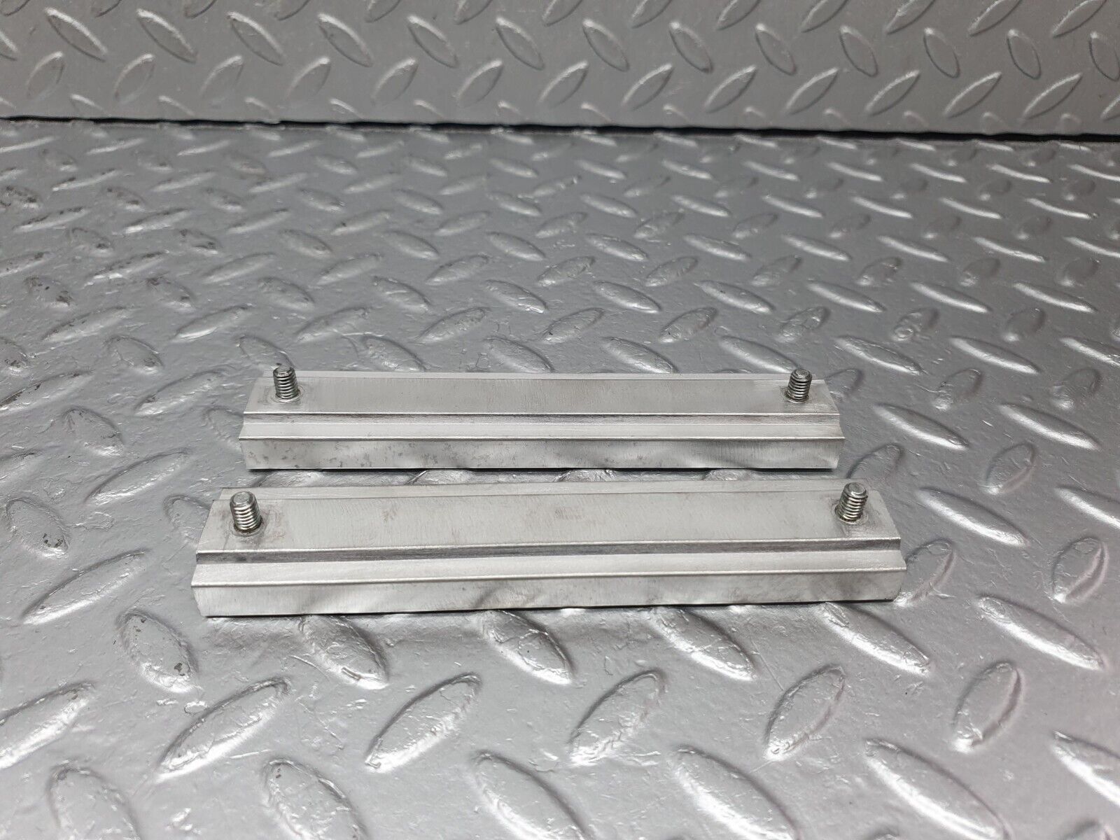 41600 Mercedes-Benz W124 200E Window Regulator Holder Accessories 720918000801