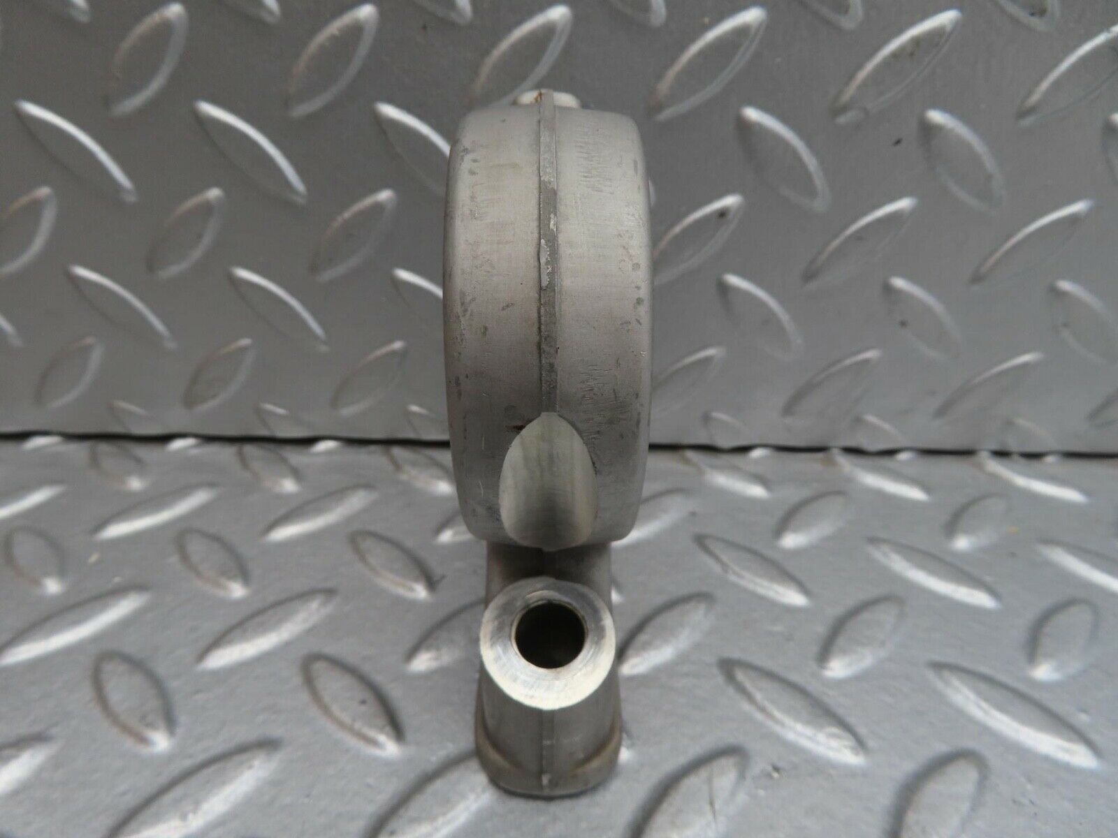 13729 Mercedes-Benz R107 450SL Camshaft Tower Bearing 1160512718