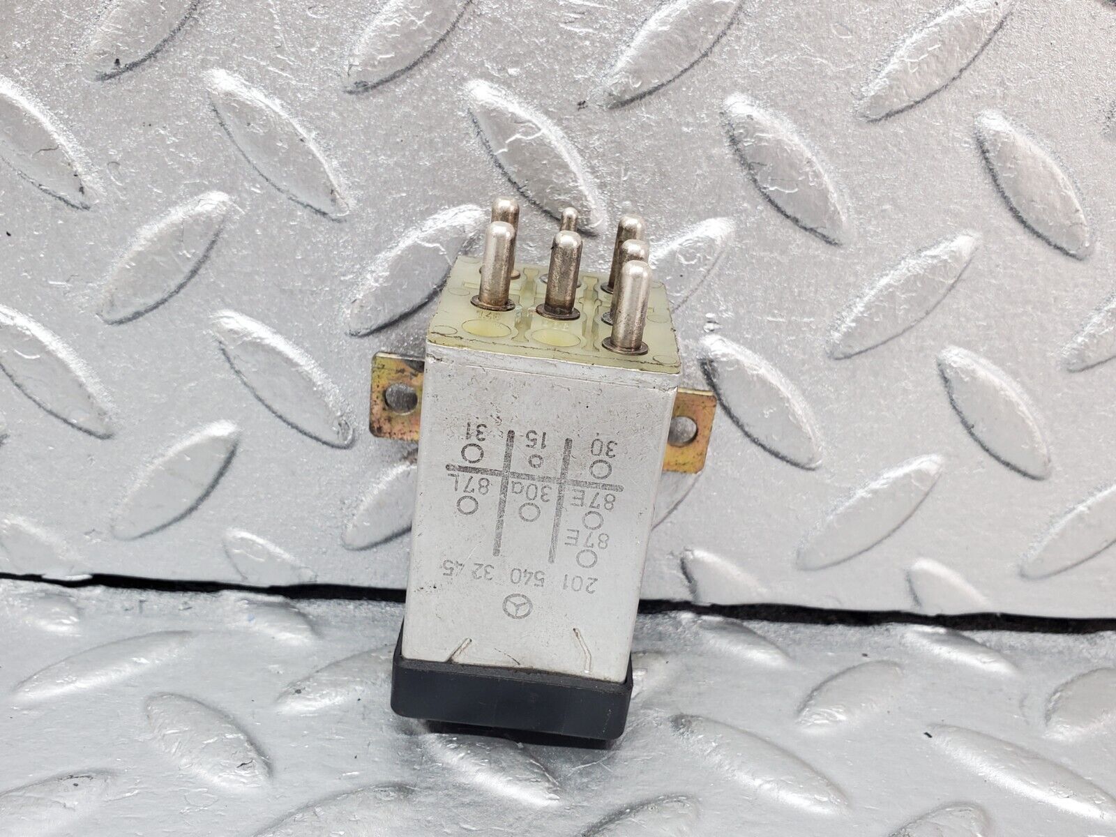 44355 Mercedes-Benz W123 280E Overload Relay 2015403245