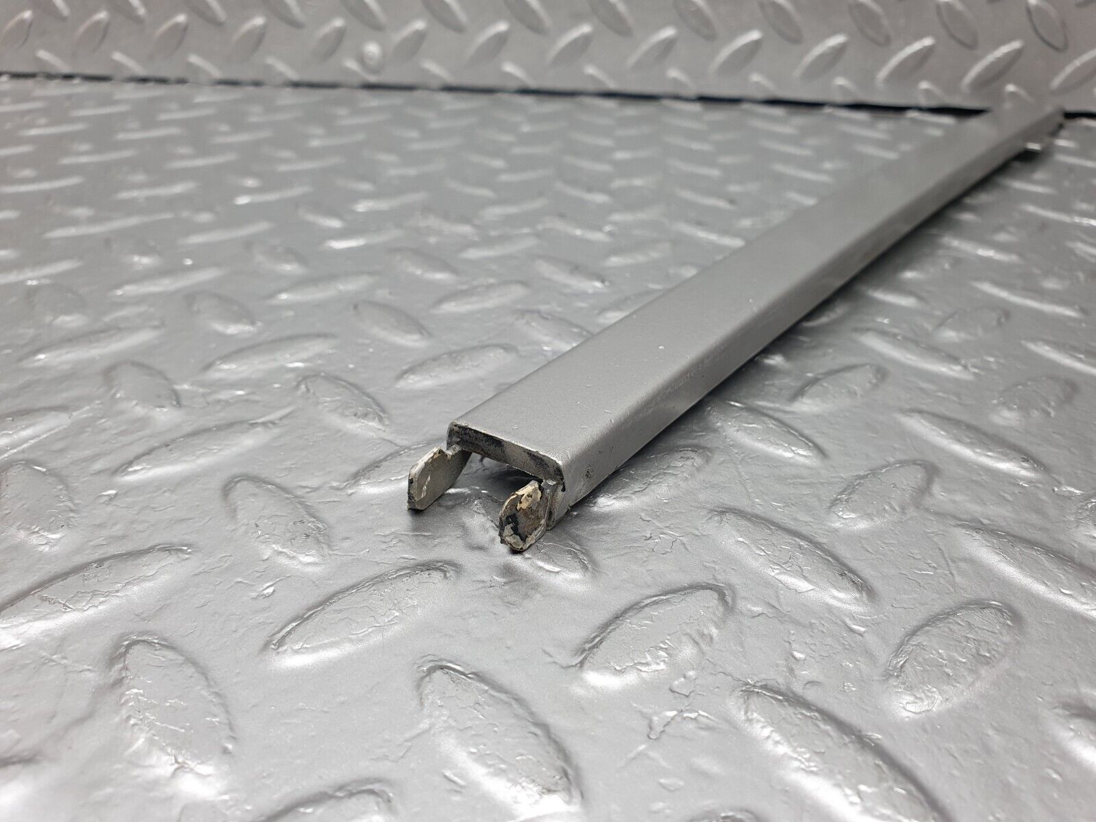 42794 Mercedes-Benz W201 190 2.0L Under Headlight Trim Right 2018890263