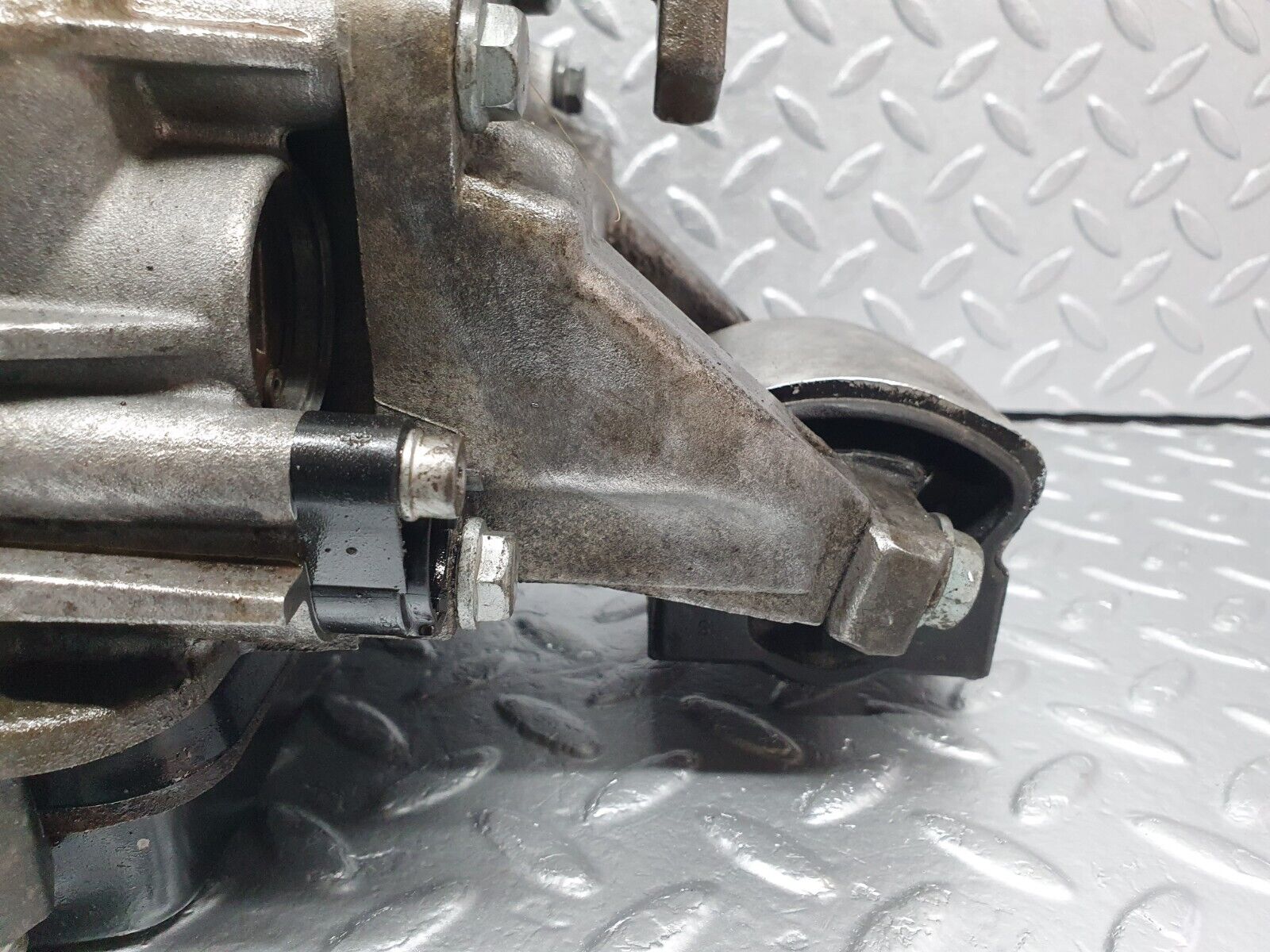 42133 Mercedes-Benz W202 C200 Automatic Gearbox 722.602 2102707200 2022703000 1402712601