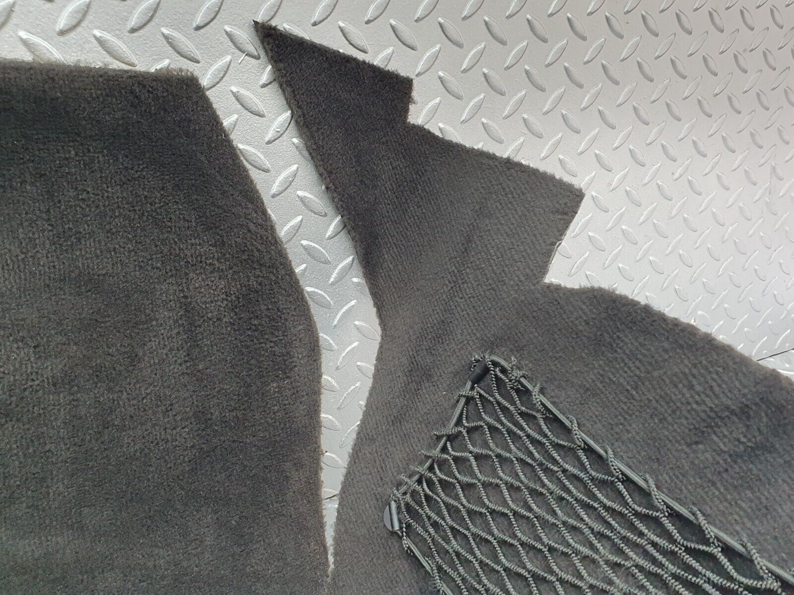 41761 Mercedes-Benz W202 C200 Front Left Floor Carpet