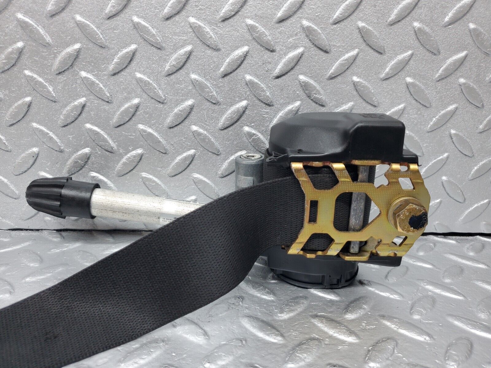 45863 Mercedes-Benz W126 420SE Front Right Seat Belt With Buckle 1268604086 1268680011 1268604096