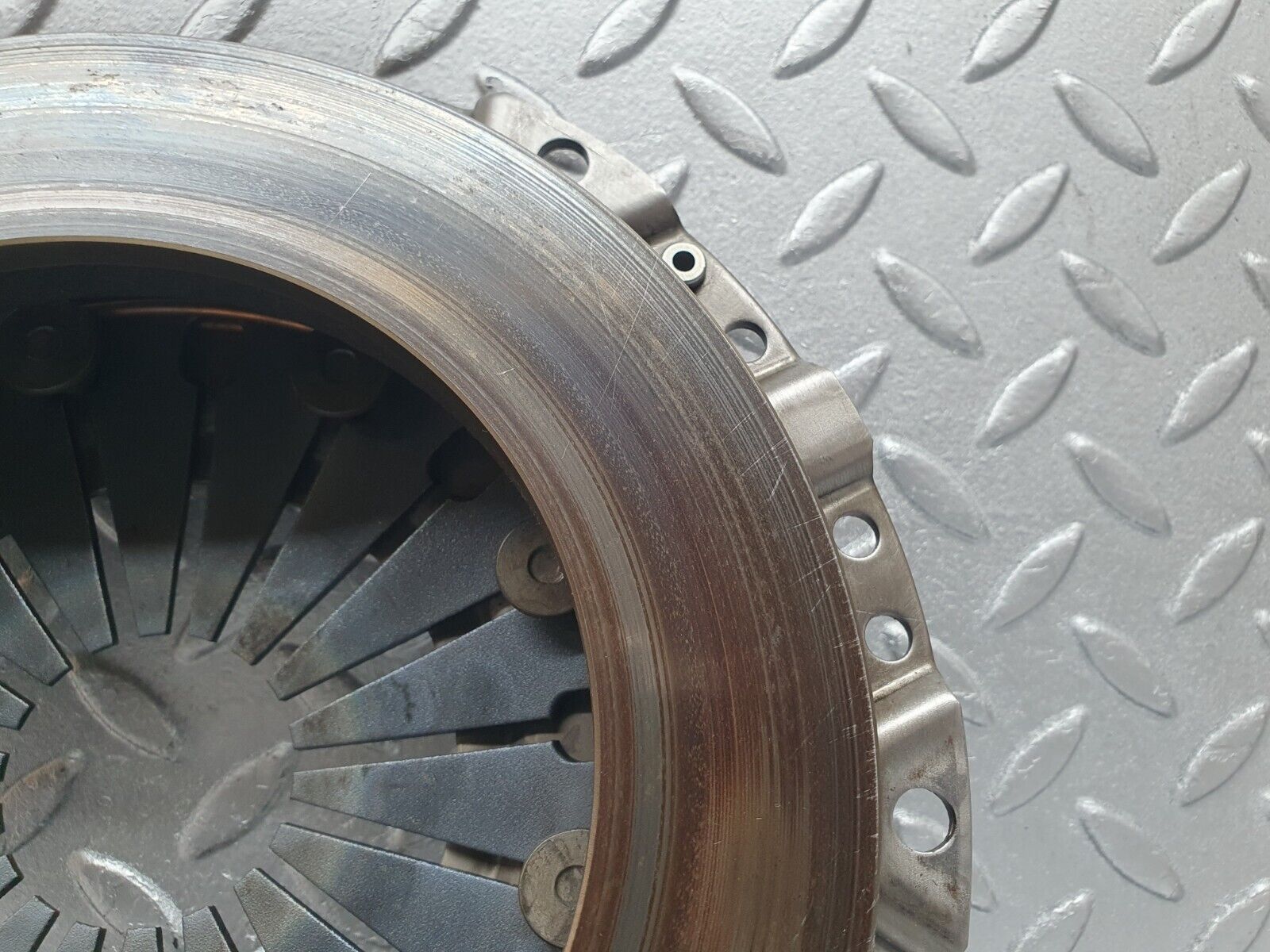 42754 Mercedes-Benz W201 190 2.0L Clutch Pressure Plate Luk 0042505304