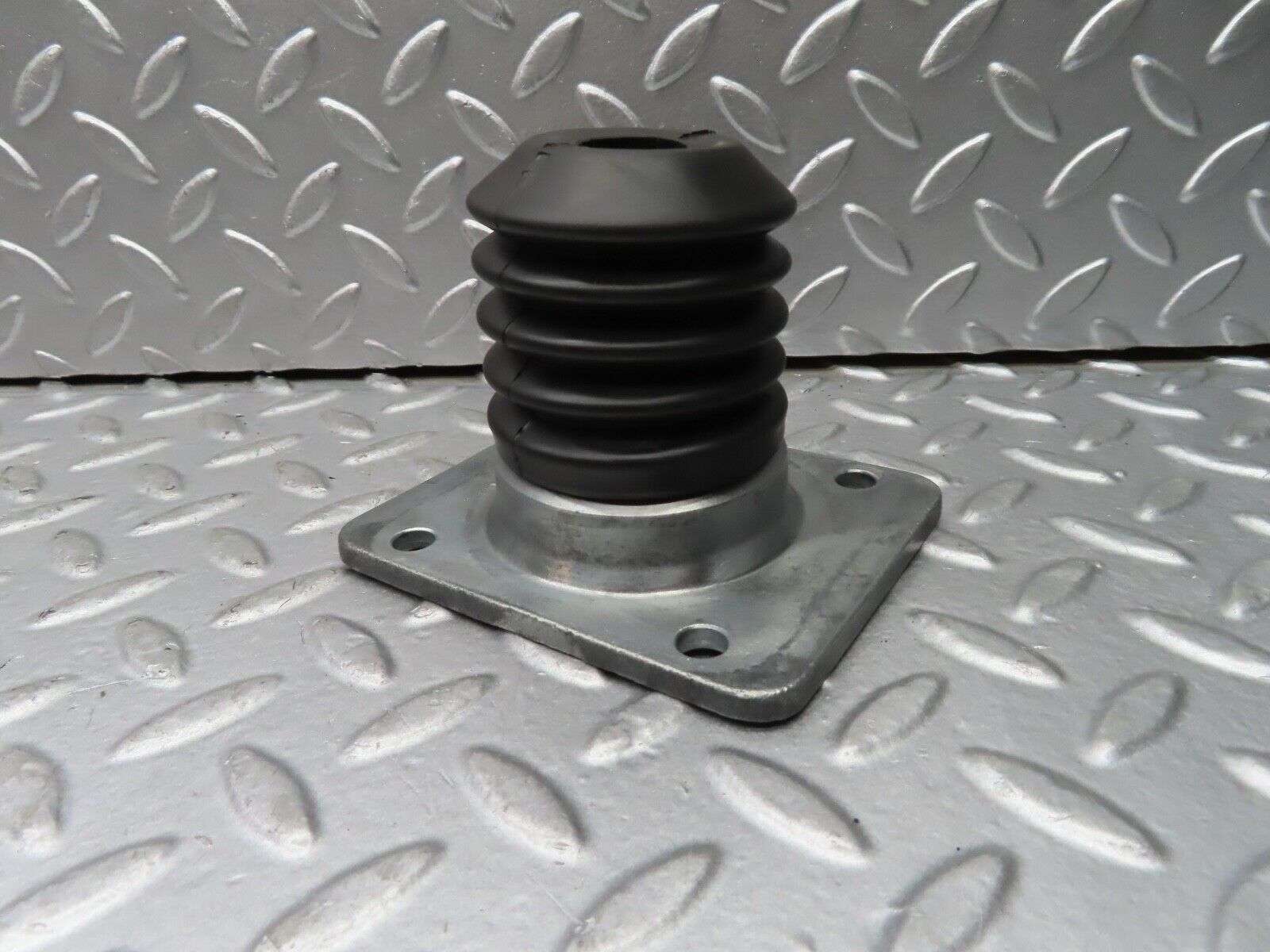 20610 Mercedes-Benz R107 450SL Brake Booster Bracket With Rubber Ate