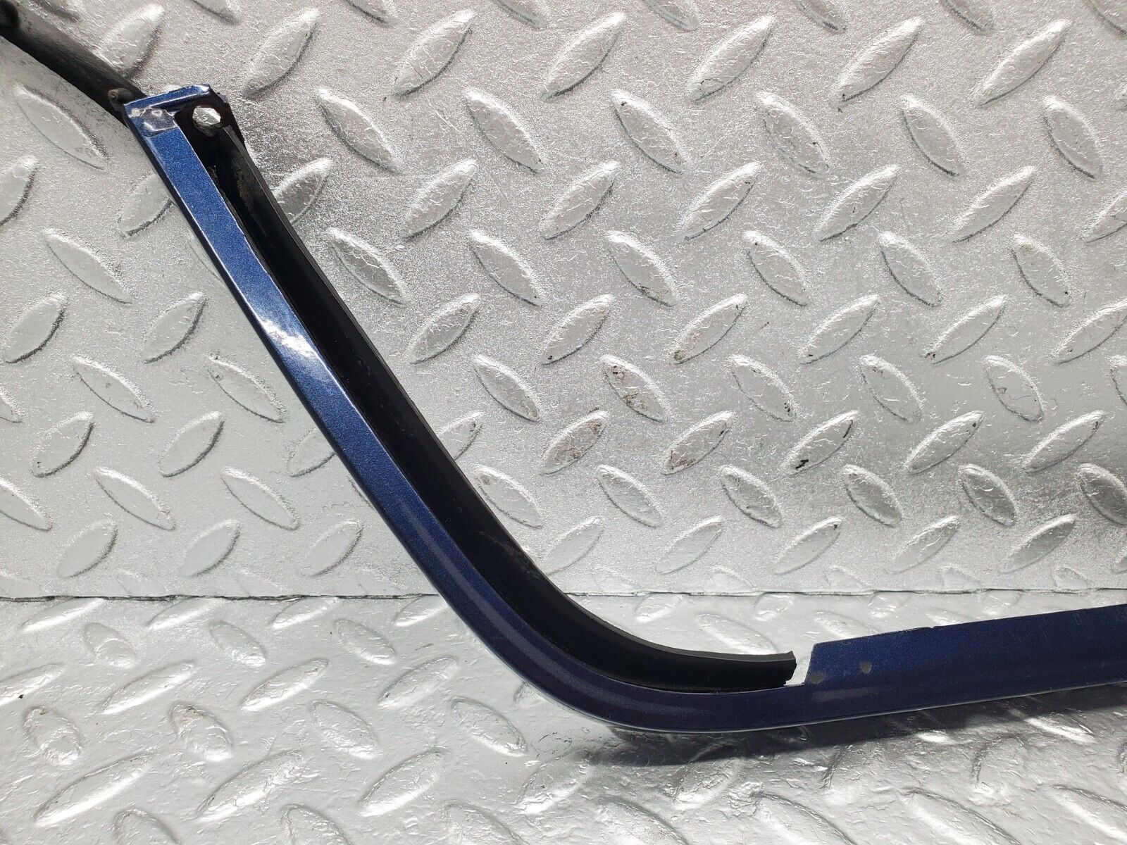 46759 Mercedes-Benz R129 320SL Coupe Right Headlight Cover Trim 1298260677