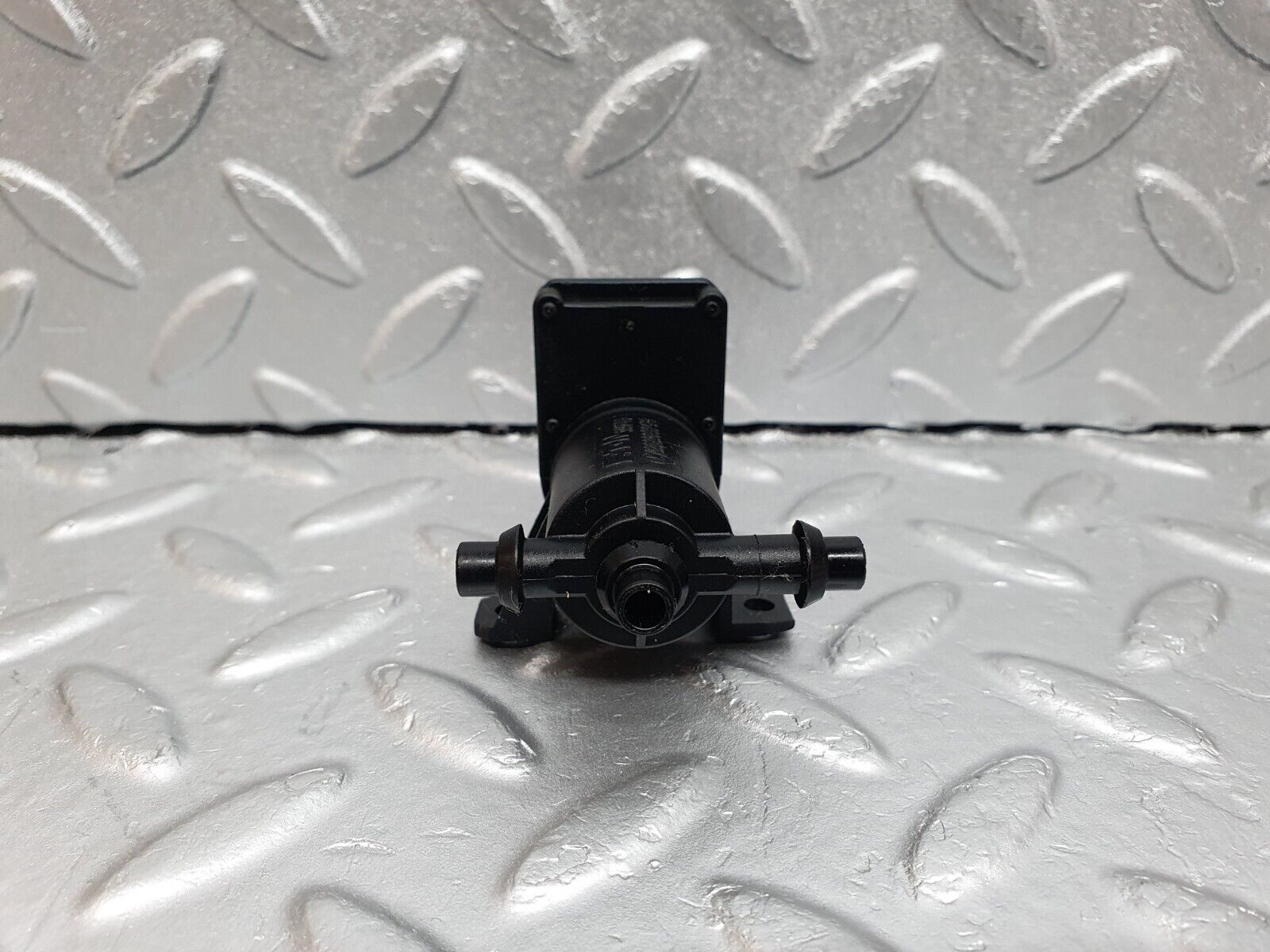 41923 Mercedes-Benz W202 C200 Heater Control Vacuum Valve 2028000178