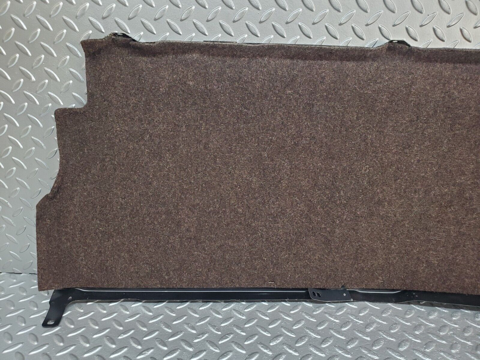 45699 Mercedes-Benz W126 420SE Fuel Tank Cover Plate