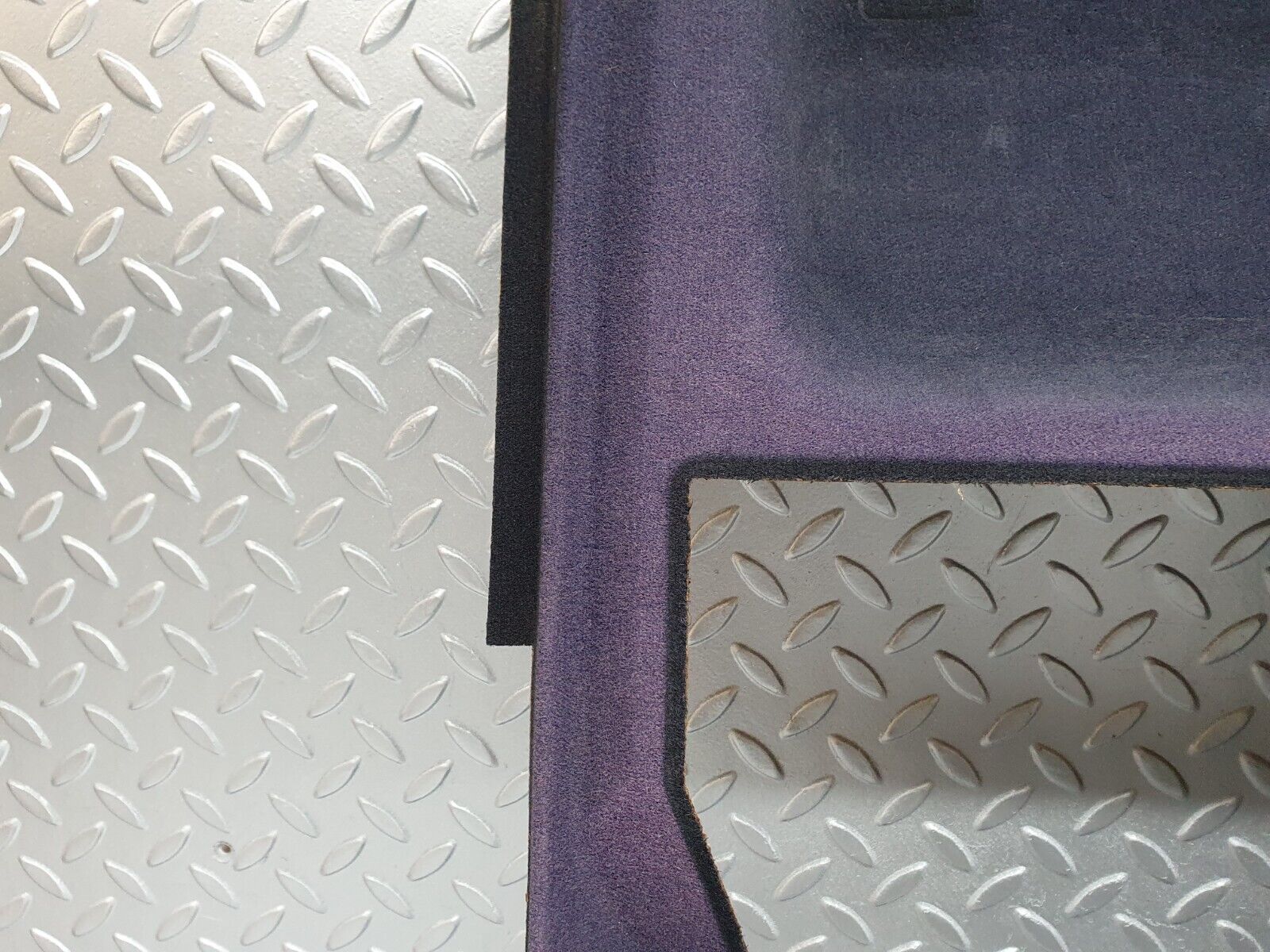 41819 Mercedes-Benz W202 C200 Rear Parcel Shelf 2026904646 2028400074