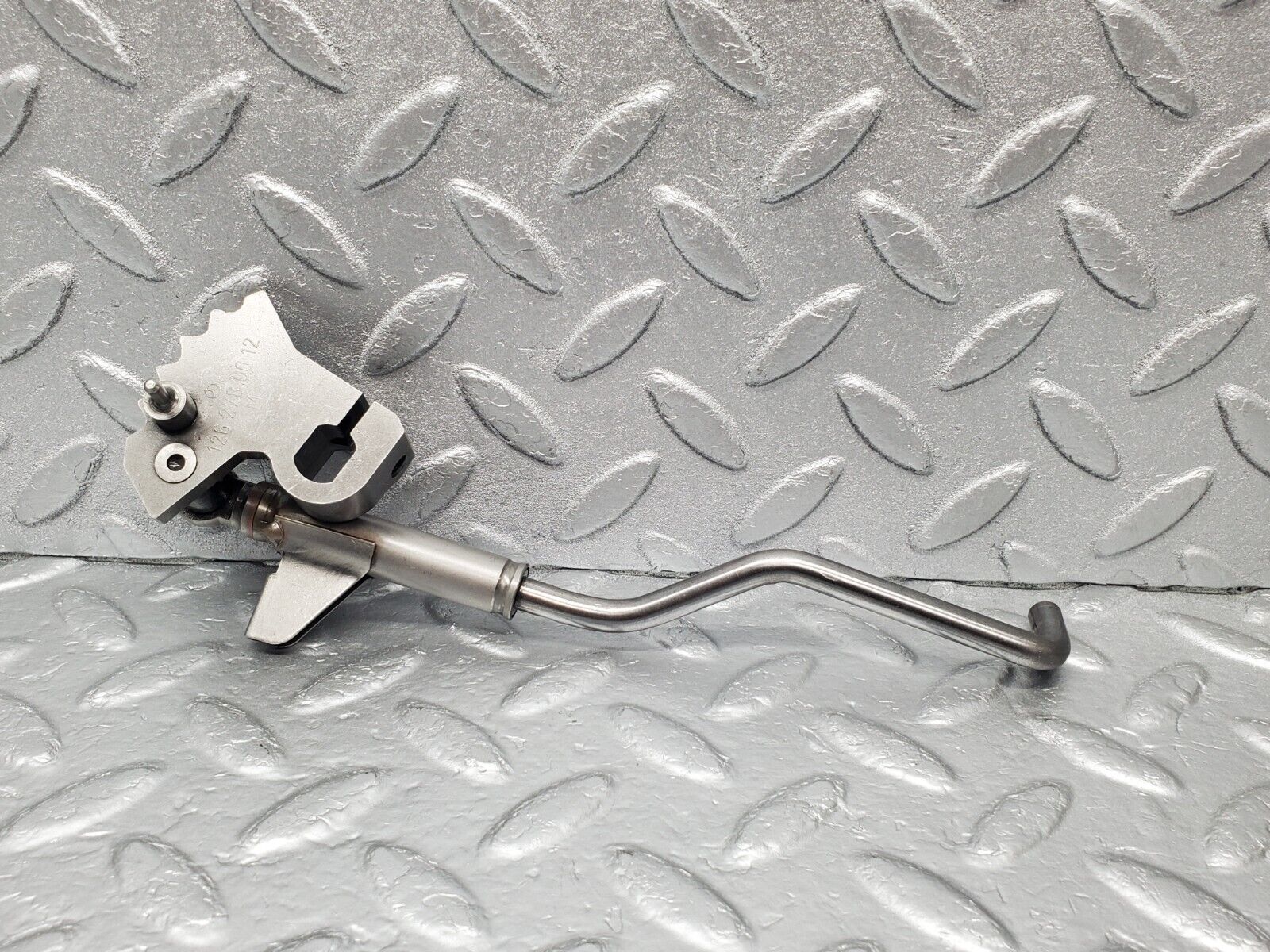 46305 Mercedes-Benz W124 280E Automatic Gearbox Linkage 722.433 1262780012