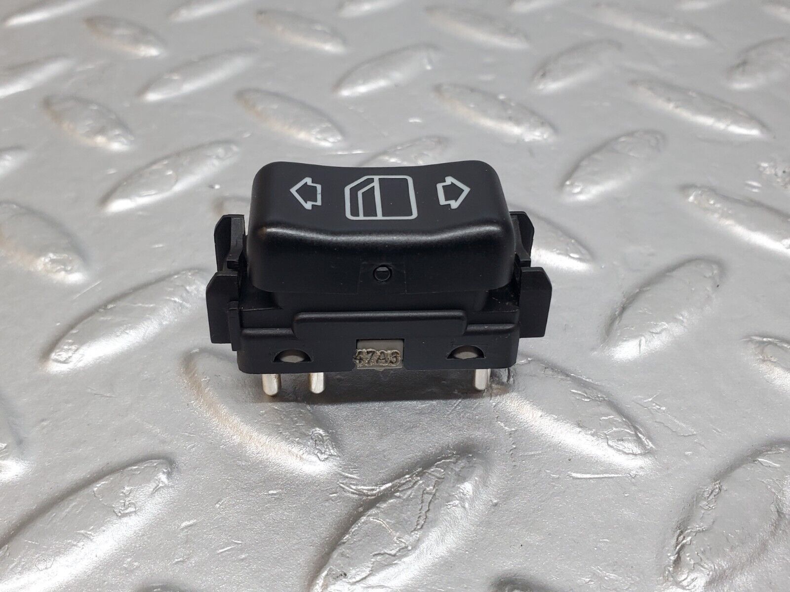 44713 Mercedes-Benz W124 220E Electric Window Switch Right Side 1248209410
