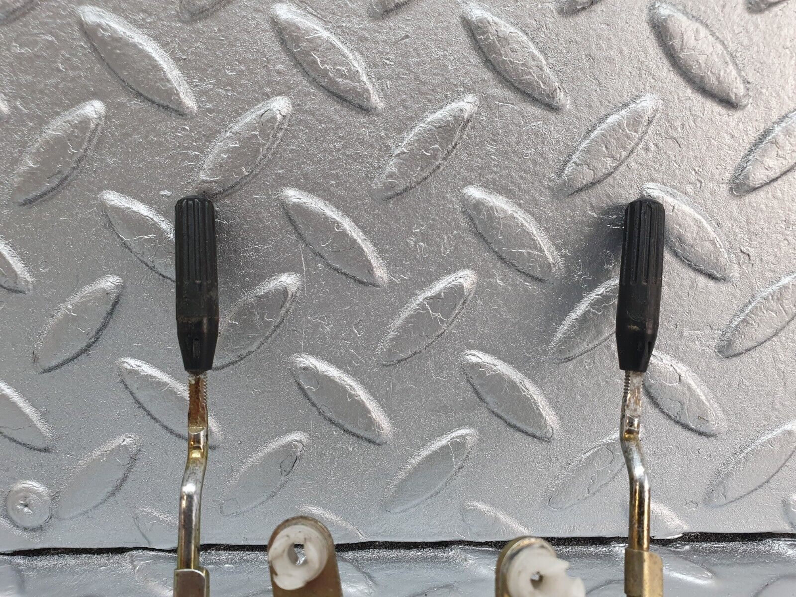 42964 Mercedes-Benz W201 190 2.0L Rear Door Lock Knob Pair