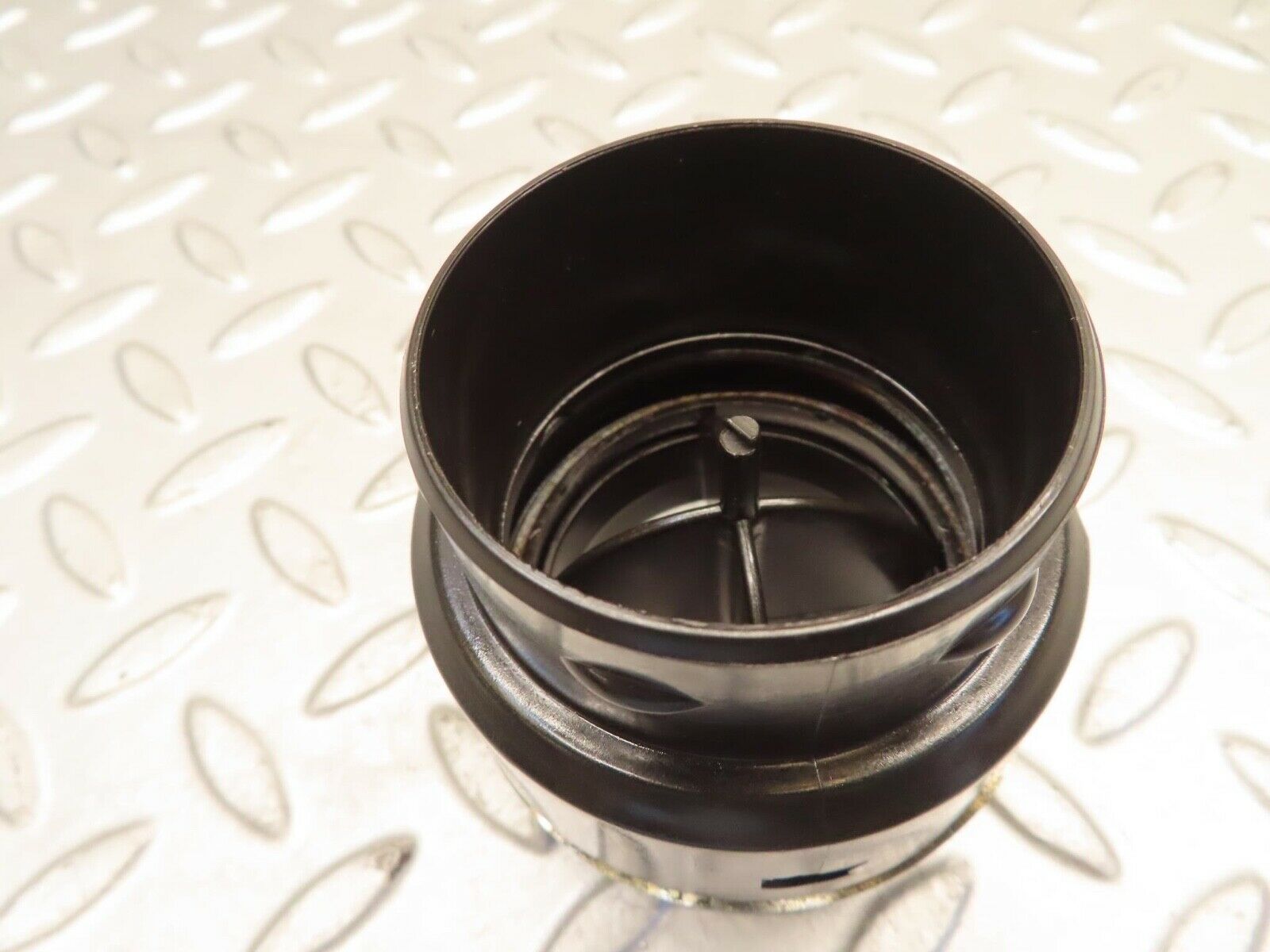 11786 Mercedes-Benz R107 450SL Dashboard Air Vent