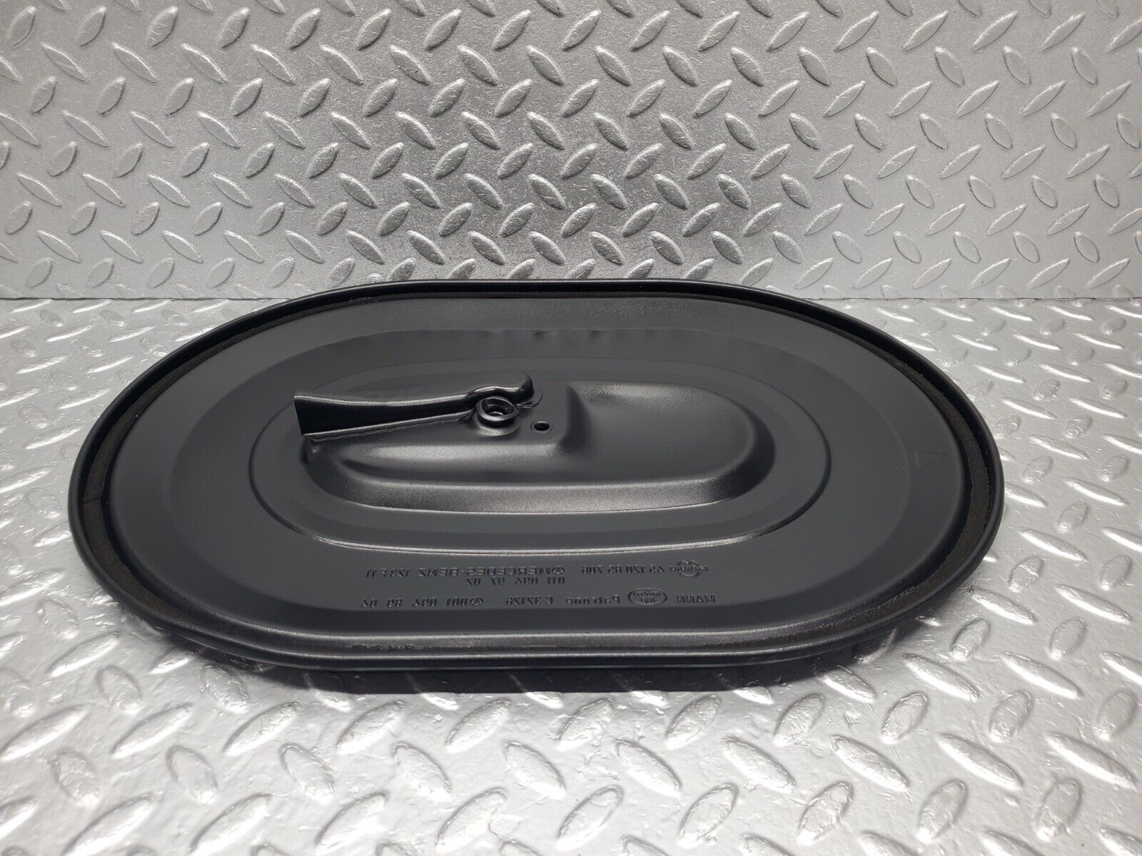 46364 Mercedes-Benz C123 280CE Coupe Air Filter Box Housing 0110949702 0010948904