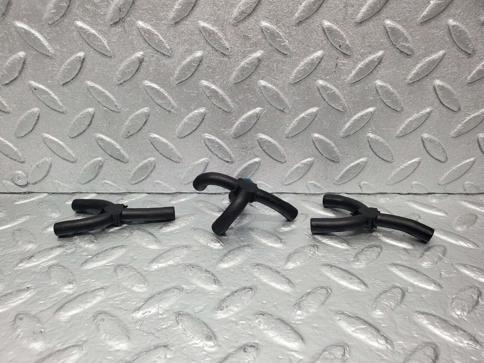 46675 Mercedes-Benz C123 280CE Coupe Vacuum Pipe Hose Distributor