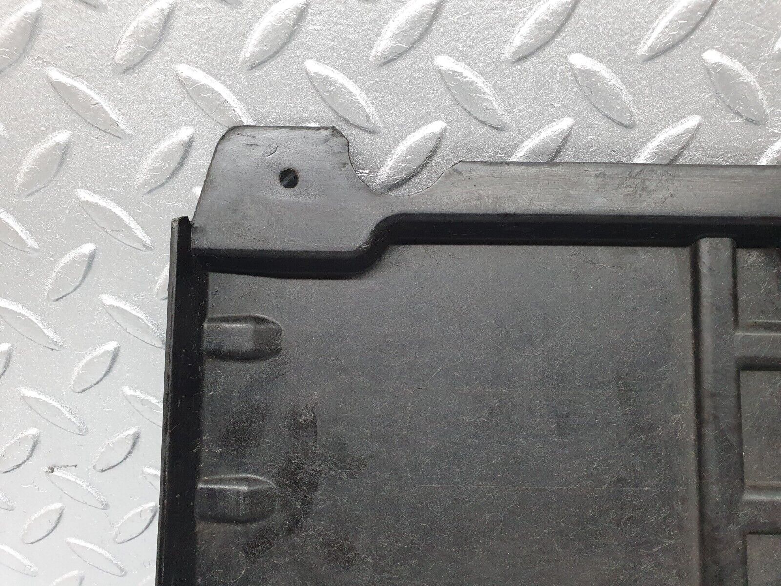 41782 Mercedes-Benz W202 C200 Left Engine Bay Cover Panel 2025241230